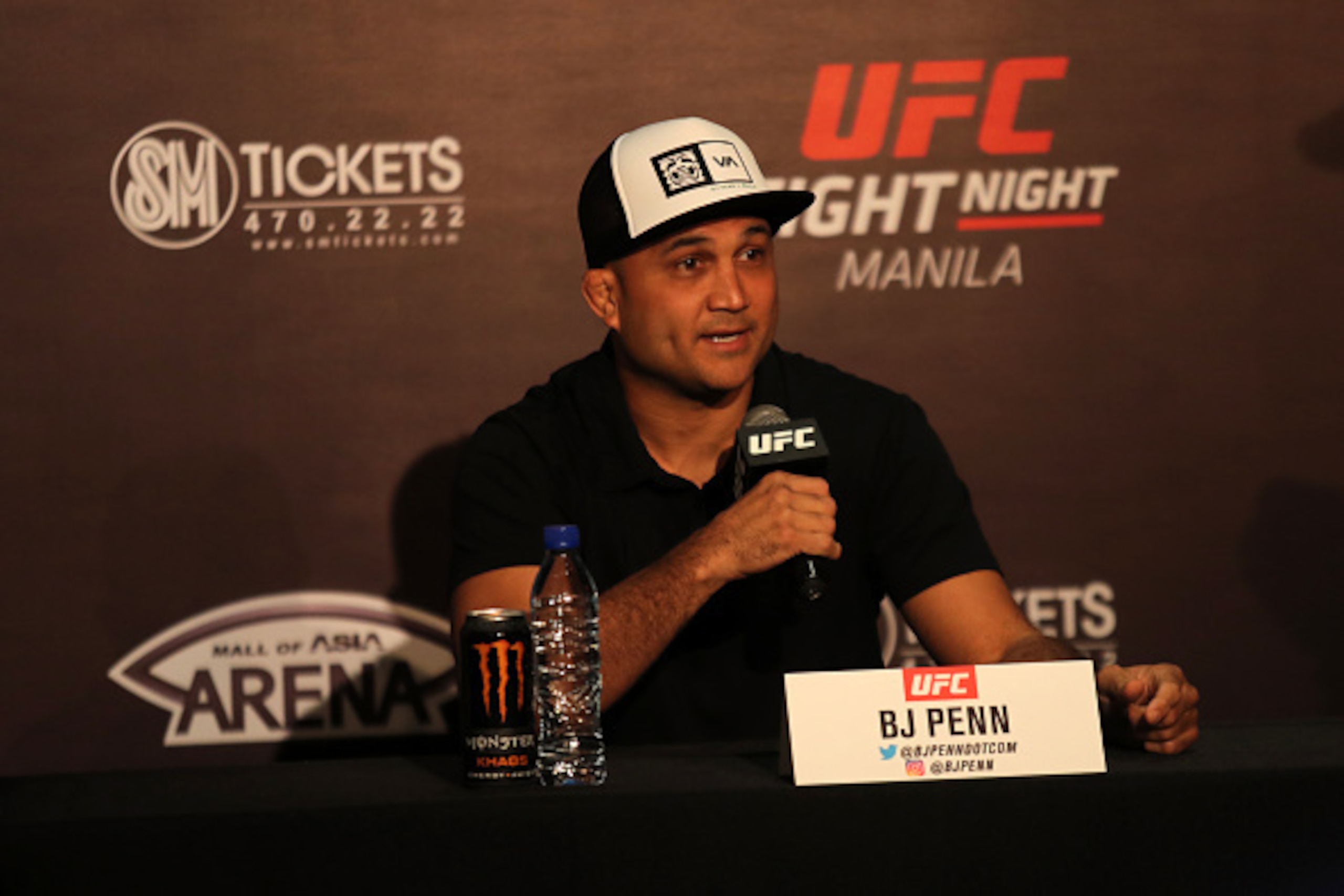 MANILA, PHILIPPINES - AUGUST 17: B.J 'the Prodigy' Penn of Hawaii USA speaks during the UFC Fight Night Manila On-Sale Press Conference at Conrad Manila on August 17, 2016 in Manila, Philippines. (Photo by Jeoffrey Maitem/Zuffa LLC/Zuffa LLC)]