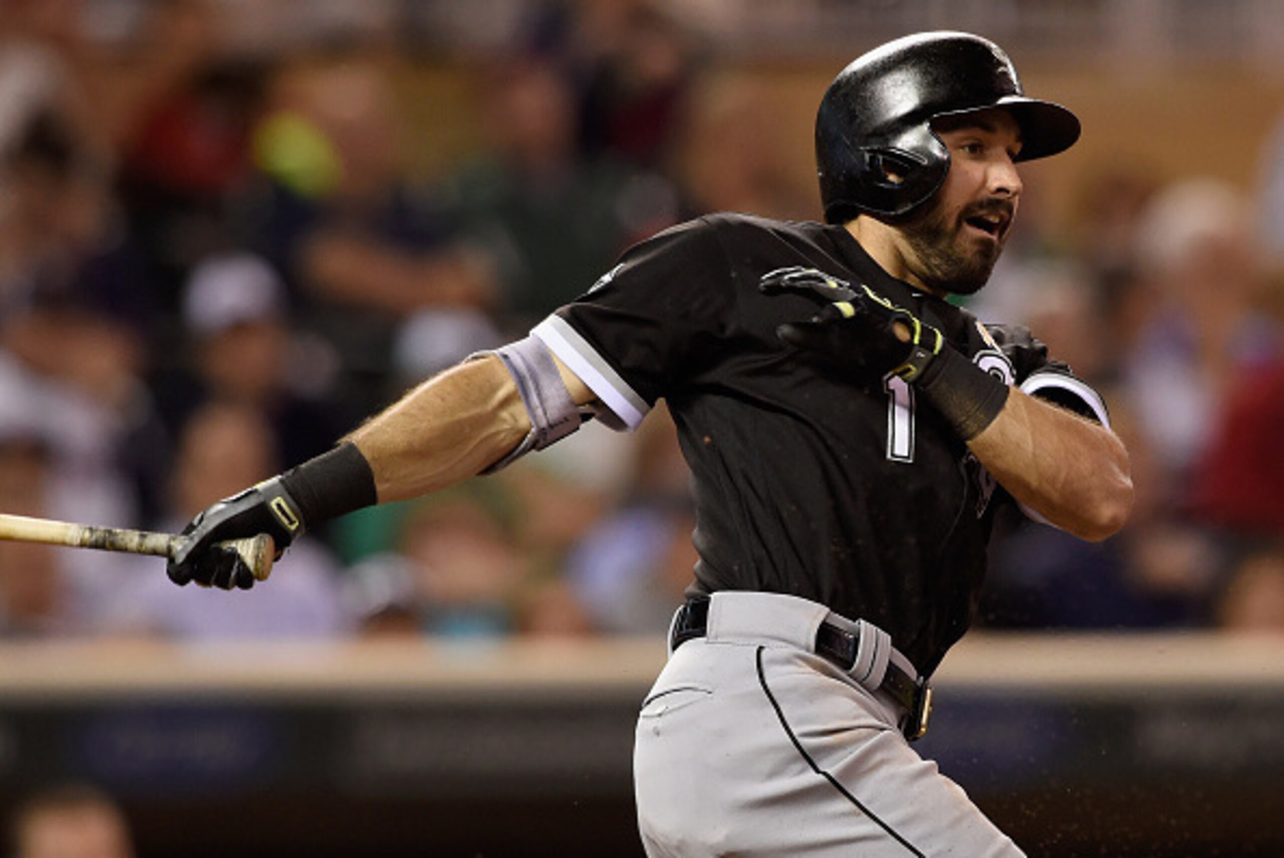 MINNEAPOLIS, MN - SEPTEMBER 02: Adam Eaton #1 of the Chicago White Sox hits an RBI double against the Minnesota Twins during the ninth inning of the game on September 2, 2016 at Target Field in Minneapolis, Minnesota. The White Sox defeated the Twins 11-4