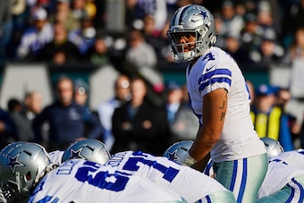 PHILADELPHIA, PA - JANUARY 01: Dak Prescott #4 of the Dallas Cowboys calls a play against the Philadelphia Eagles during the first quarter at Lincoln Financial Field on January 1, 2017 in Philadelphia, Pennsylvania. The Eagles won 27-13. (Photo by Corey P