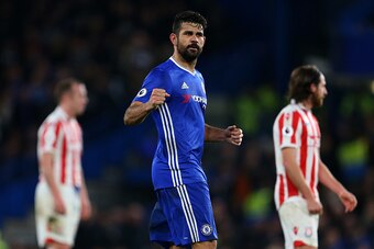 LONDON, ENGLAND - DECEMBER 31: Diego Costa of Chelsea celebrates during the Premier League match between Chelsea and Stoke City at Stamford Bridge on December 31, 2016 in London, England. (Photo by Catherine Ivill - AMA/Getty Images)