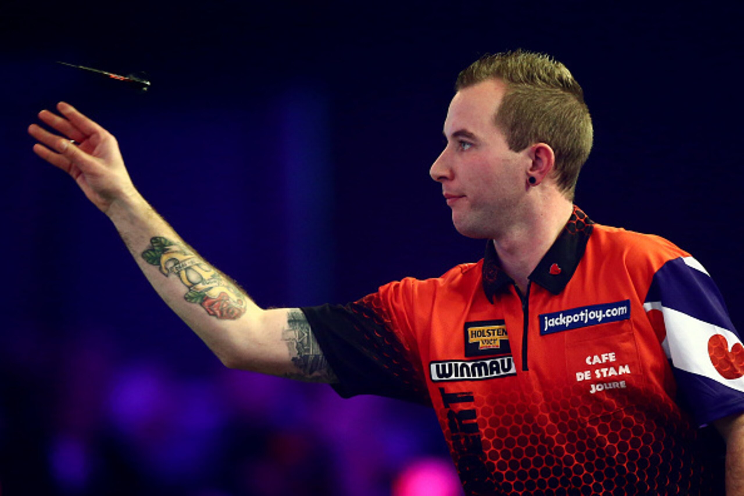 FRIMLEY, ENGLAND - JANUARY 14:  Danny Noppert of the Netherlands throws during his semi-final match against Darryl Fitton of England on Day Eight of the BDO Lakeside World Professional Darts Championships at the Lakeside Country Club on January 14, 2017 i