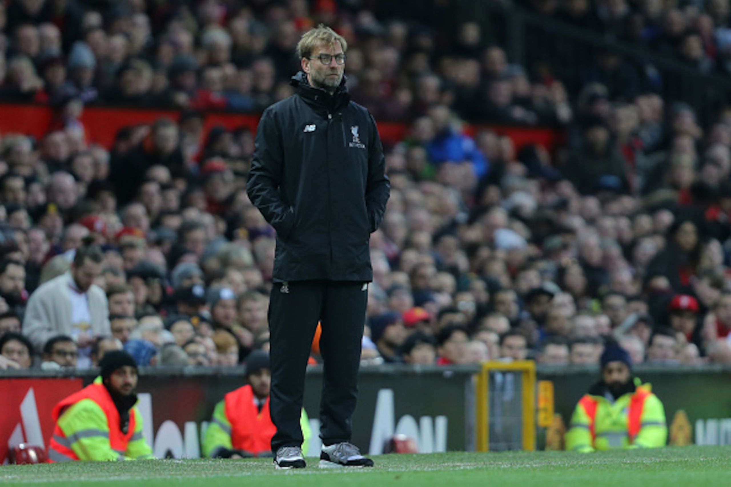 MANCHESTER, ENGLAND - JANUARY 15:  Liverpool Manager / Head Coach Jurgen Klopp looks on during the Premier League match between Manchester United and Liverpool at Old Trafford on January 15, 2017 in Manchester, England.  (Photo by James Baylis - AMA/Getty