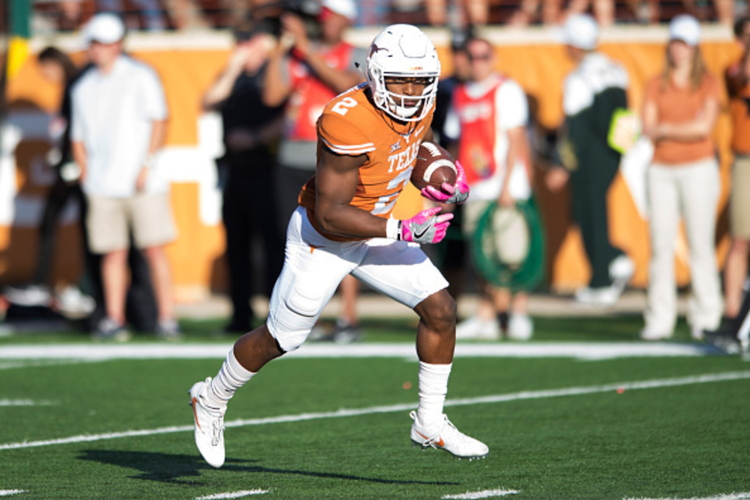 AUSTIN, TX - OCTOBER 29: Devin Duvernay #2 of the Texas Longhorns breaks free against the Baylor Bears during the second half on October 29, 2016 at Darrell K Royal-Texas Memorial Stadium in Austin, Texas. (Photo by Cooper Neill/Getty Images) AUSTIN, TX - OCTOBER 29: Devin Duvernay #2 of the Texas Longhorns breaks free against the Baylor Bears during the second half on October 29, 2016 at Darrell K Royal-Texas Memorial Stadium in Austin, Texas. (Photo by Cooper Neill/Getty Images)