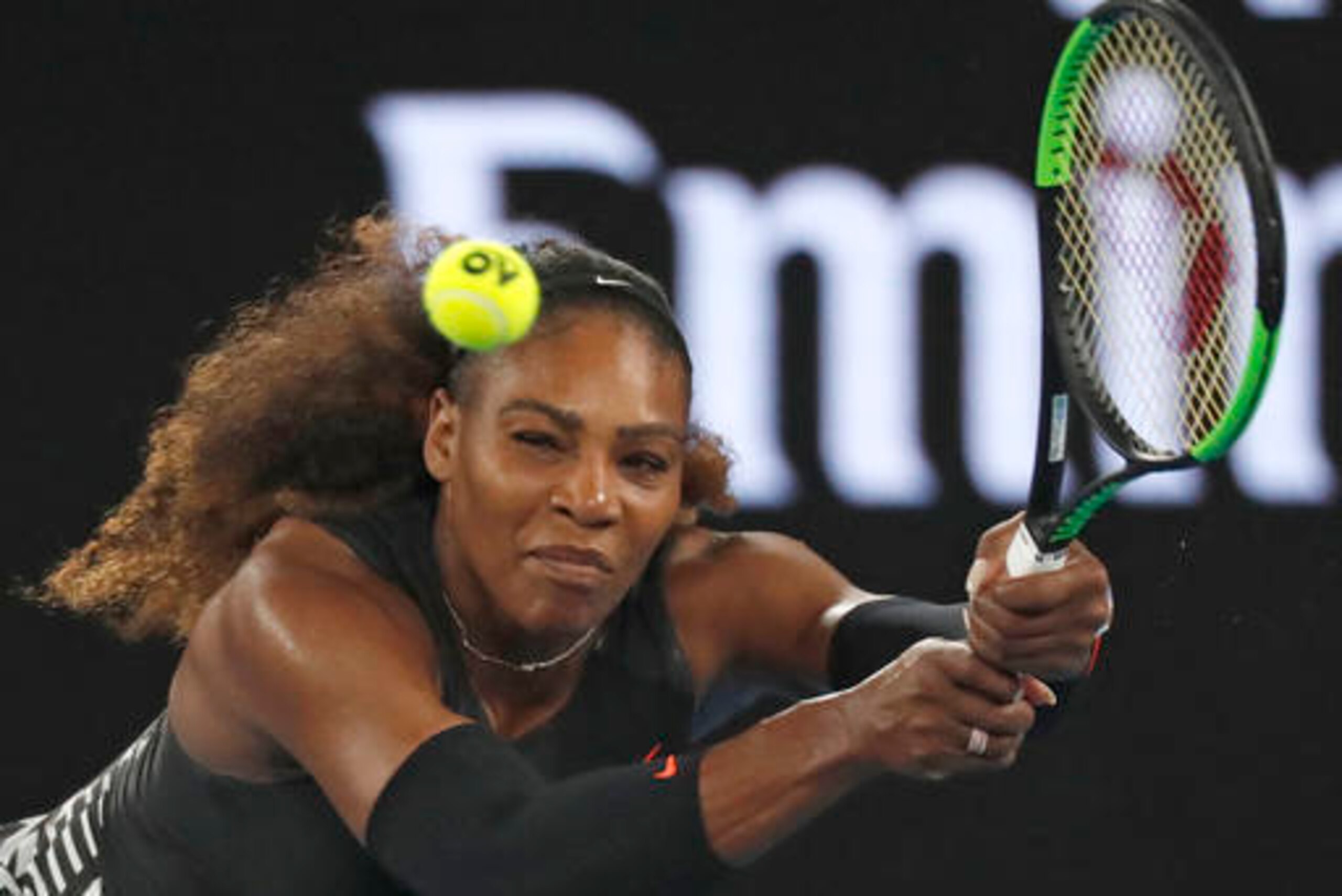 Serena Williams has moved on to the third round.