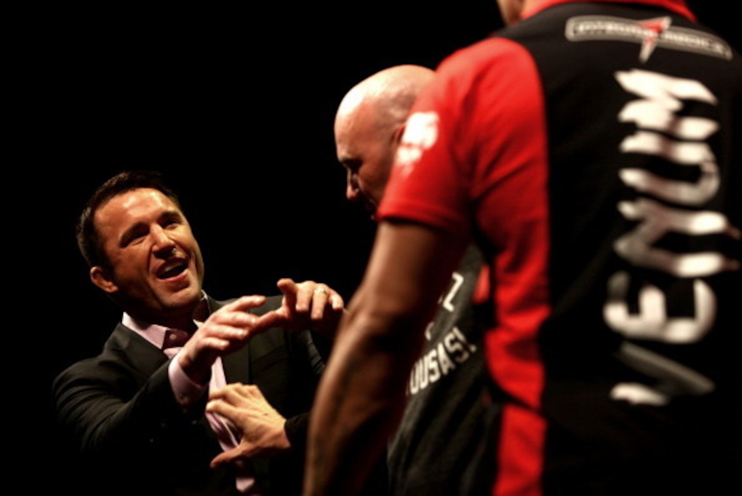 LAS VEGAS, NV - MAY 23: President Dana White steps between opponents Chael Sonnen (L) and Wanderlei Silva (R) after a heated face off during the UFC 175 & The Ultimate Fighter Finale On-Sale Press Conference at the MGM Grand Garden Arena on May 23, 2014 i