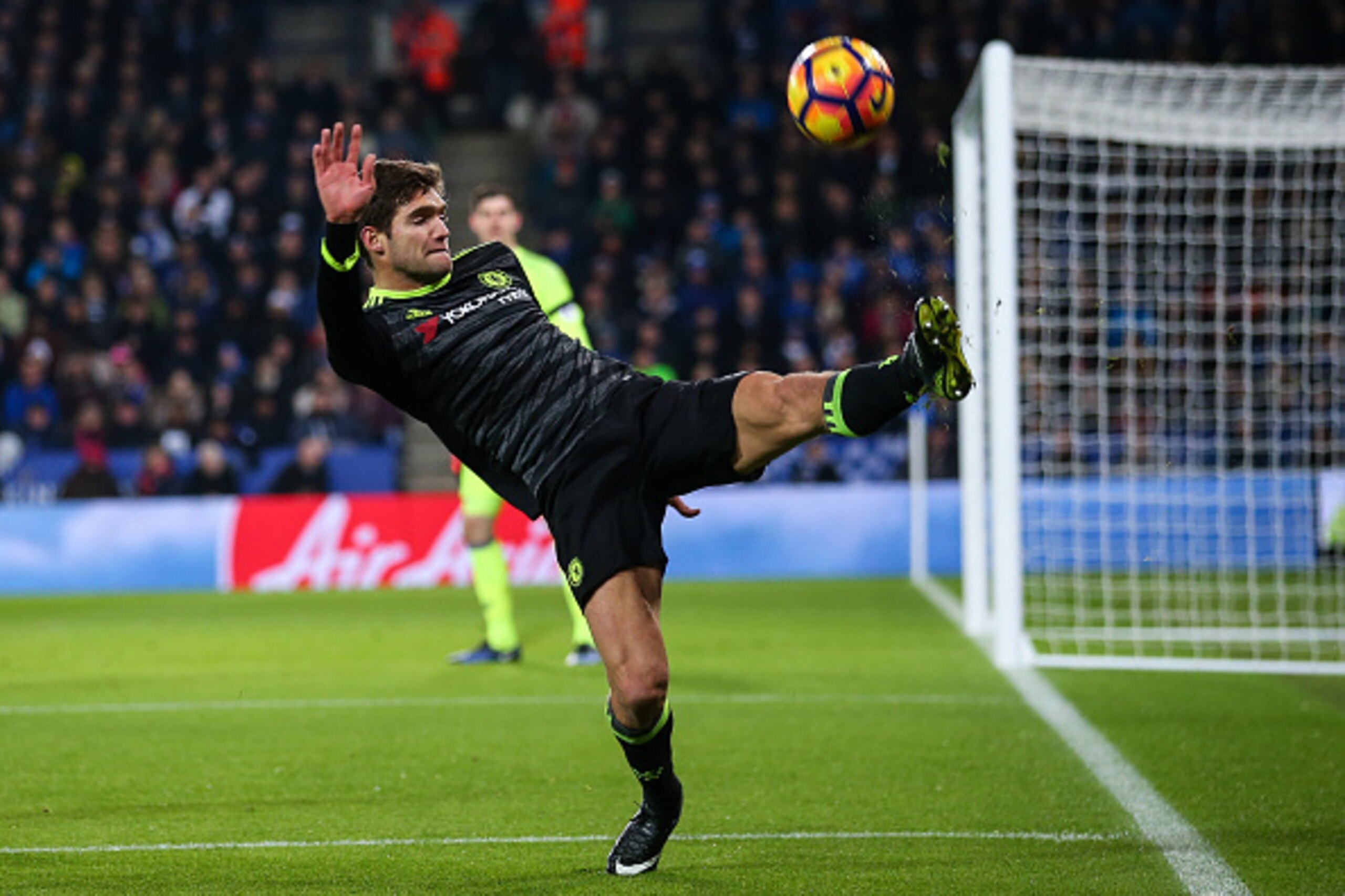 LEICESTER, ENGLAND - JANUARY 14: Marcos Alonso of Chelsea during the Premier League match between Leicester City and Chelsea at The King Power Stadium on January 14, 2017 in Leicester, England. (Photo by Robbie Jay Barratt - AMA/Getty Images)
