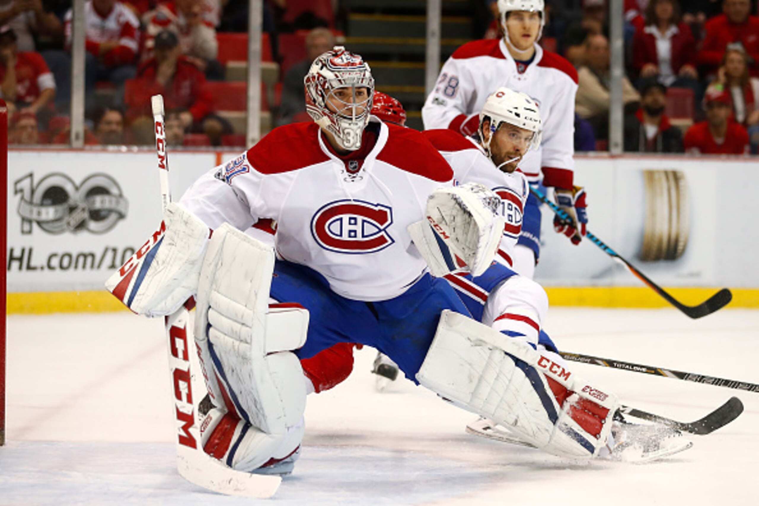 DETROIT, MI - JANUARY 16:  Carey Price #31 of the Montreal Canadiens watches the puck while playing the Detroit Red Wings at Joe Louis Arena on January 16, 2017 in Detroit, Michigan.  (Photo by Gregory Shamus/Getty Images)