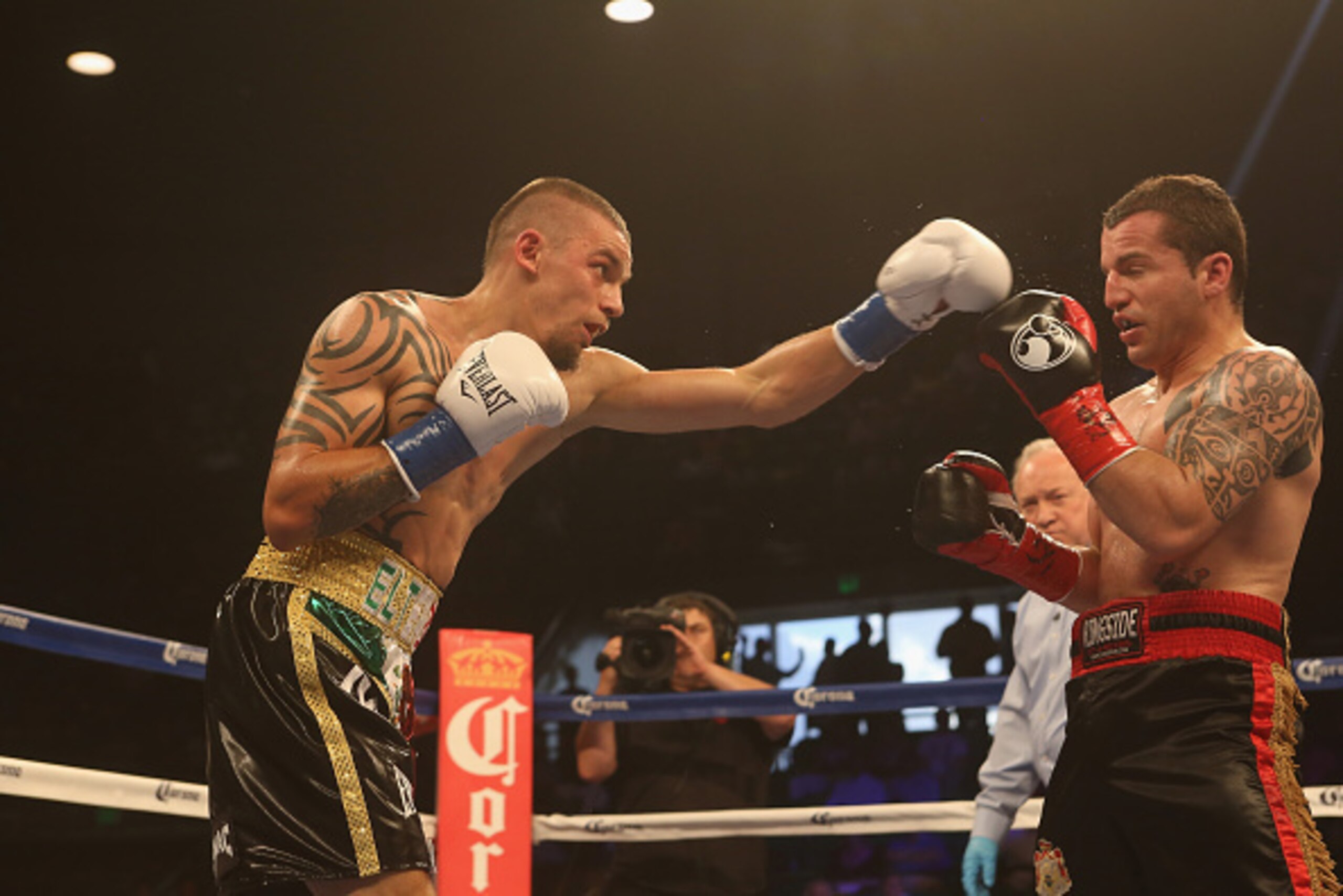 BIRMINGHAM, AL - JUNE 13: Ivan RedKach (L) throws a punch to Dejan Zlaticanin (R) on June 13, 2015 in Birmingham, Alabama.  (Photo by David A. Smith/Getty Images)