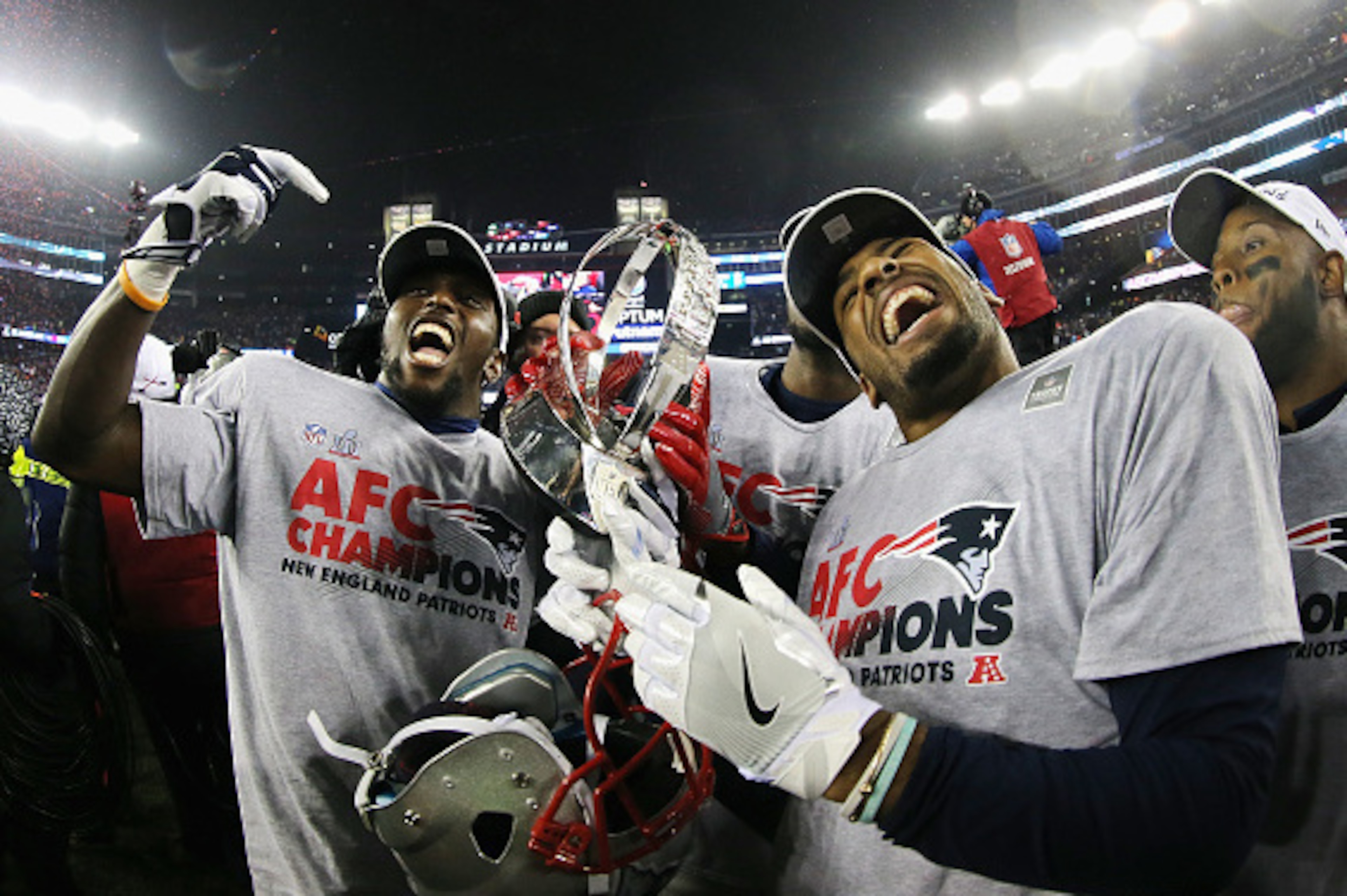 FOXBORO, MA - JANUARY 22:  New England Patriots players celebrate after defeating the Pittsburgh Steelers 36-17 to win the AFC Championship Game at Gillette Stadium on January 22, 2017 in Foxboro, Massachusetts.  (Photo by Maddie Meyer/Getty Images)