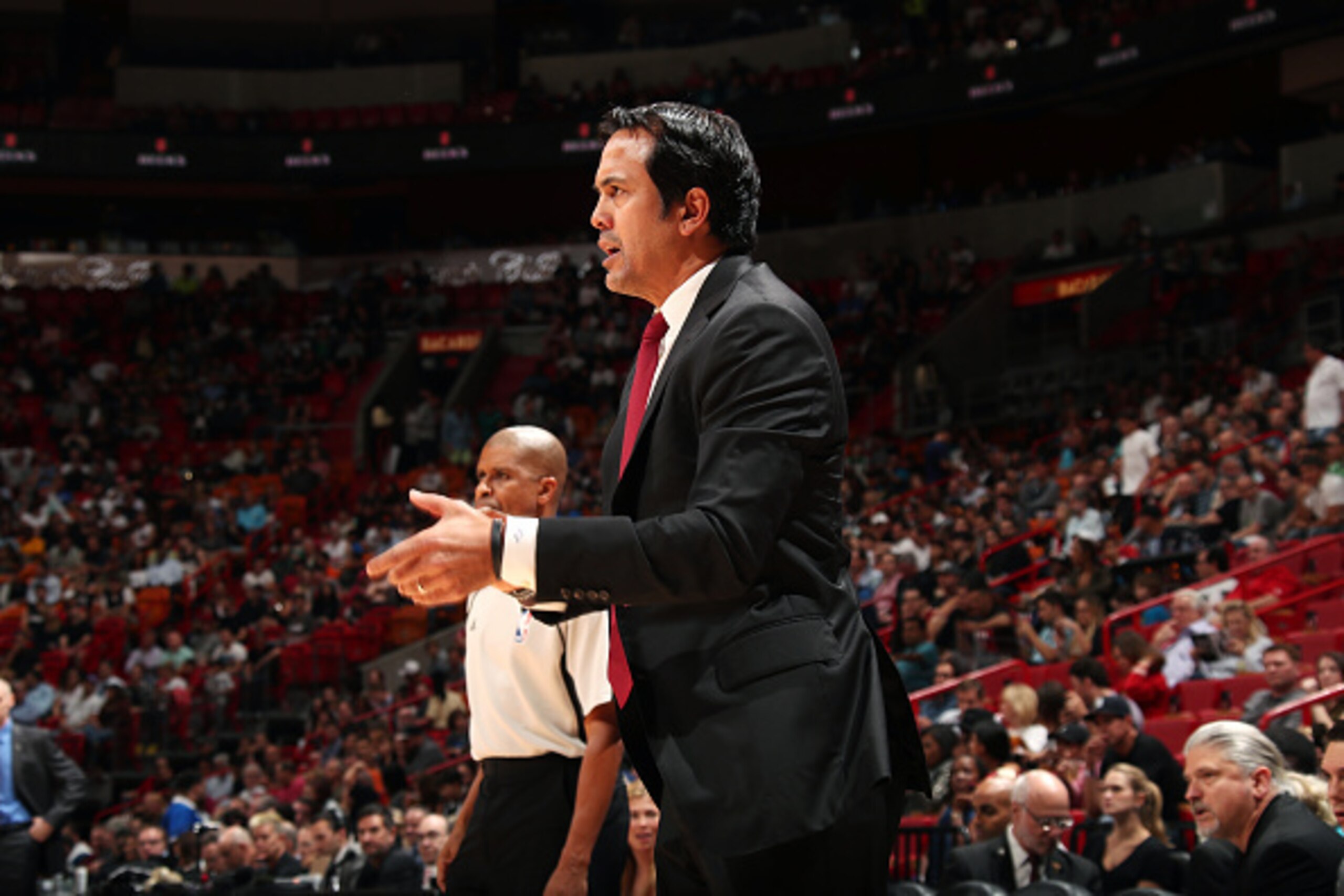 MIAMI, FL - JANUARY 19: Erik Spoelstra of the Miami Heat coaches his team during the game against the Dallas Mavericks on January 19, 2017 at AmericanAirlines Arena in Miami, Florida. NOTE TO USER: User expressly acknowledges and agrees that, by downloadi
