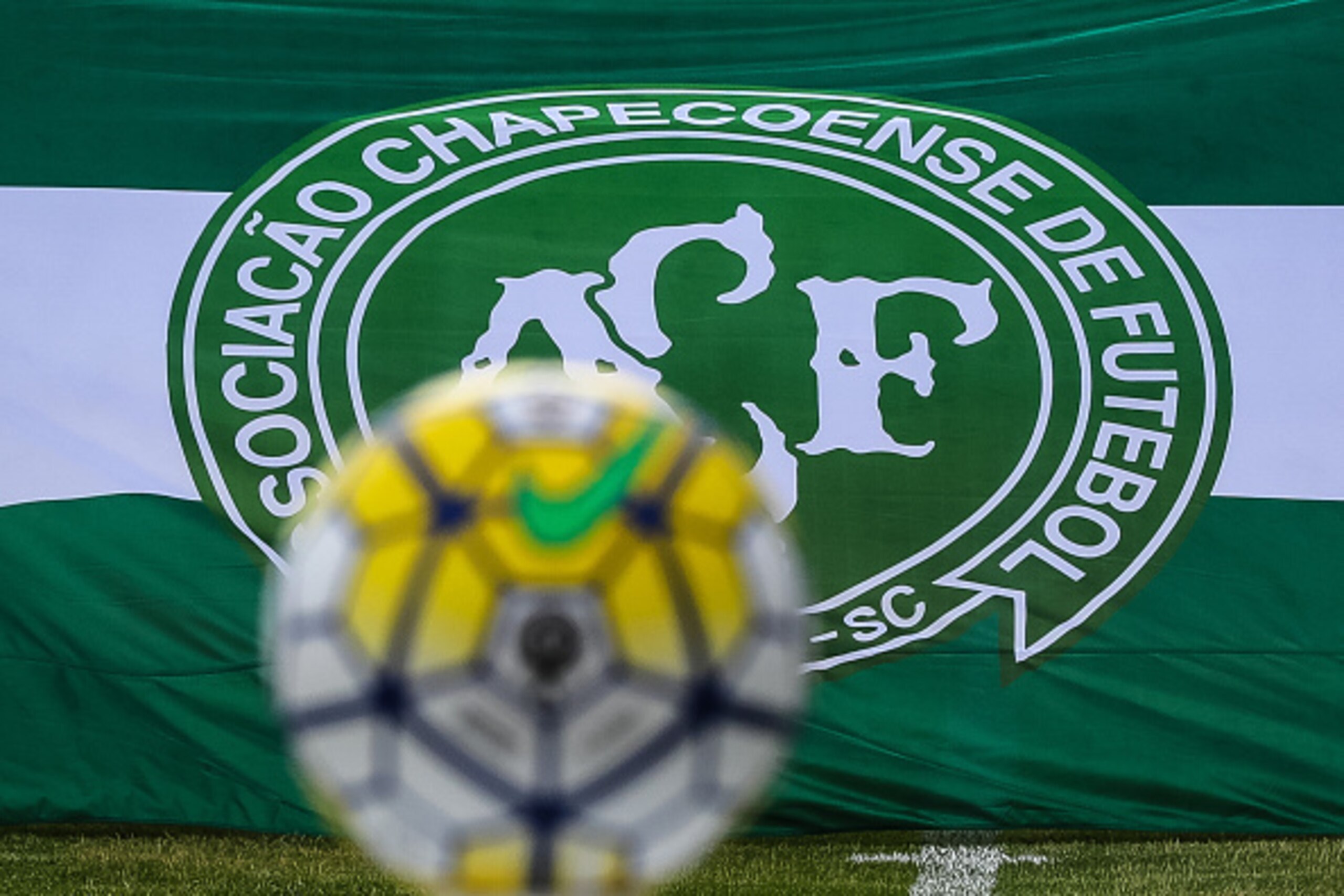 MESQUITA, BRAZIL - DECEMBER 11: View of the ball and Chapecoense team flag before a match between Fluminense and Internacional as part of Brasileirao Series A 2016 at Giulite Coutinho Stadium on December 11, 2016 in Mesquita, Brazil. (Photo by Buda Mendes