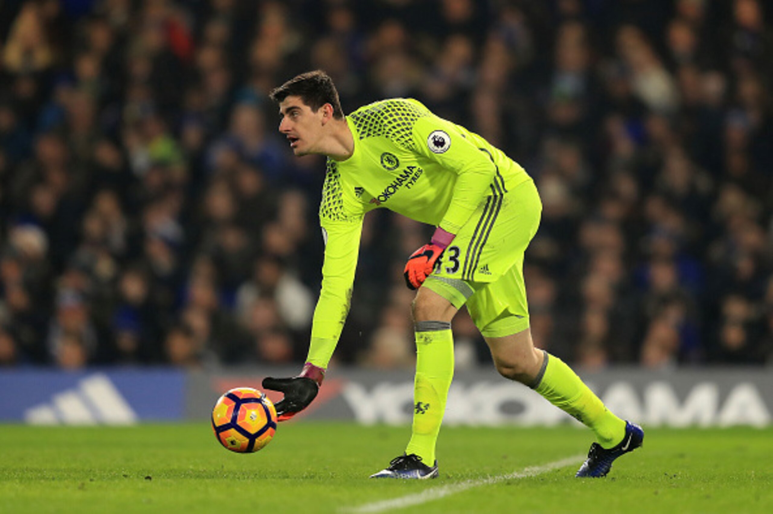 LONDON, ENGLAND - JANUARY 22: Thibaut Courtois of Chelsea in action during the Premier League match between Chelsea and Hull City at Stamford Bridge on January 22, 2017 in London, England. (Photo by Richard Heathcote/Getty Images) LONDON, ENGLAND - JANUARY 22: Thibaut Courtois of Chelsea in action during the Premier League match between Chelsea and Hull City at Stamford Bridge on January 22, 2017 in London, England. (Photo by Richard Heathcote/Getty Images)