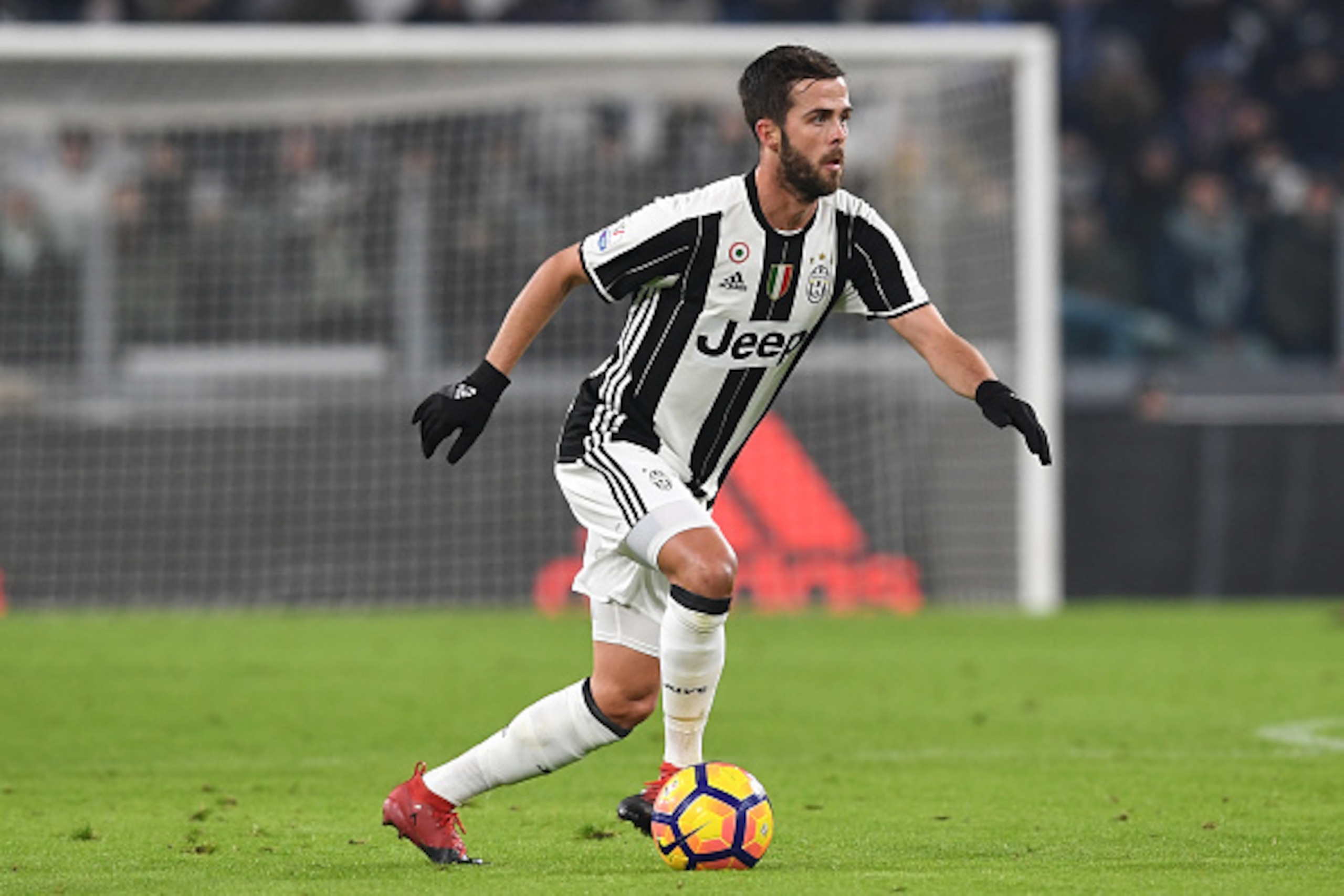 TURIN, ITALY - JANUARY 11:  Miralem Pjanic of FC Juventus in action during the TIM Cup match between FC Juventus and Atalanta BC at Juventus Stadium on January 11, 2017 in Turin, Italy.  (Photo by Valerio Pennicino/Getty Images)