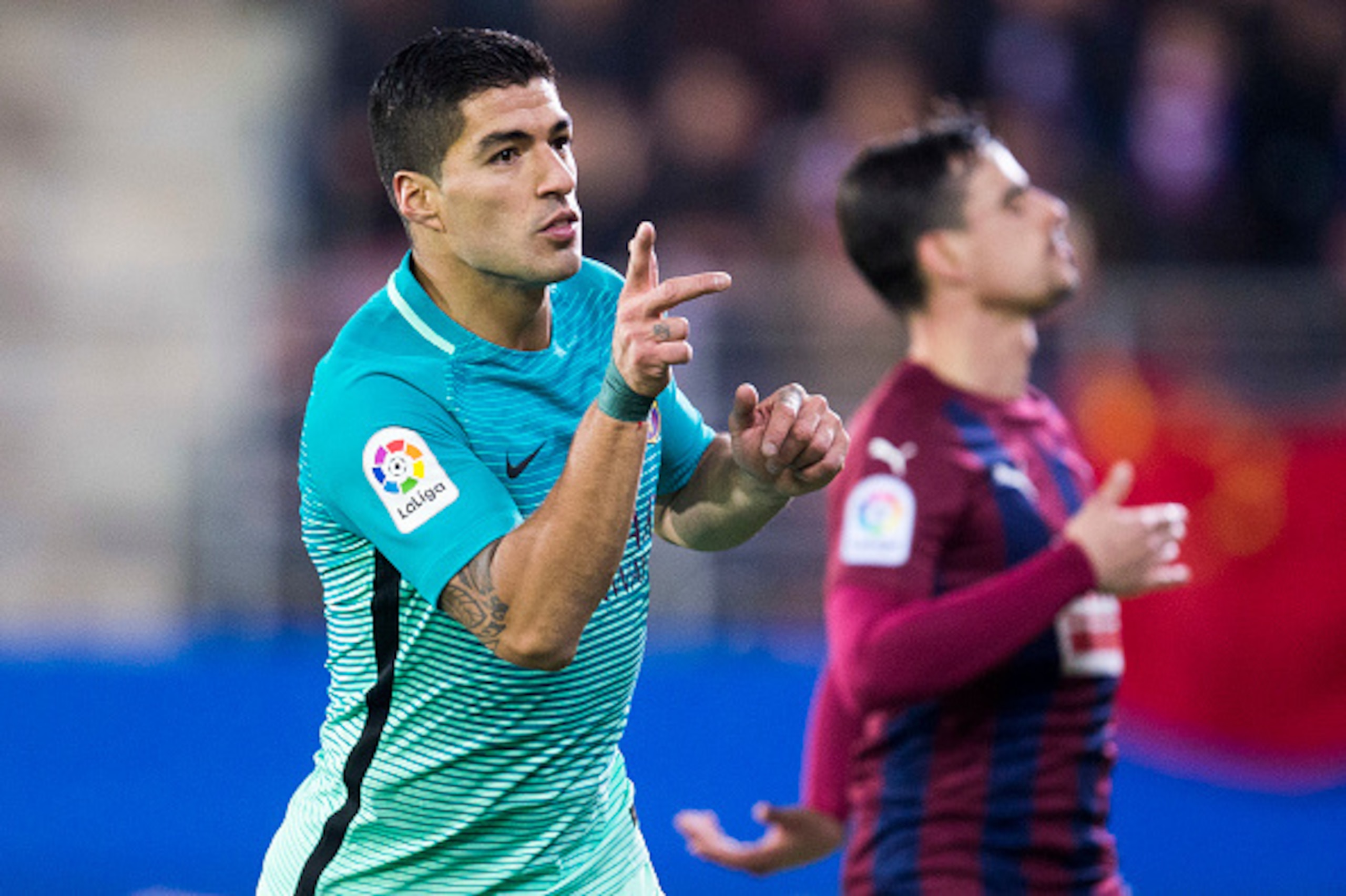 EIBAR, SPAIN - JANUARY 22: Luis Suarez of FC Barcelona celebrates after scoring his team's third goal during the La Liga match between SD Eibar and FC Barcelona at Ipurua Municipal Stadium on on January 22, 2017 in Eibar, Spain. (Photo by Juan Manuel S EIBAR, SPAIN - JANUARY 22: Luis Suarez of FC Barcelona celebrates after scoring his team's third goal during the La Liga match between SD Eibar and FC Barcelona at Ipurua Municipal Stadium on on January 22, 2017 in Eibar, Spain. (Photo by Juan Manuel S