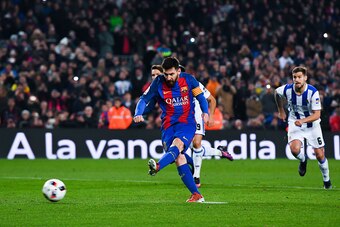 BARCELONA, SPAIN - JANUARY 26: Lionel Messi of FC Barcelona scores from the penalty spot his team's second goal during the Copa del Rey quarter-final second leg match between FC Barcelona and Real Sociedad at Camp Nou on January 26, 2017 in Barcelona, Spa