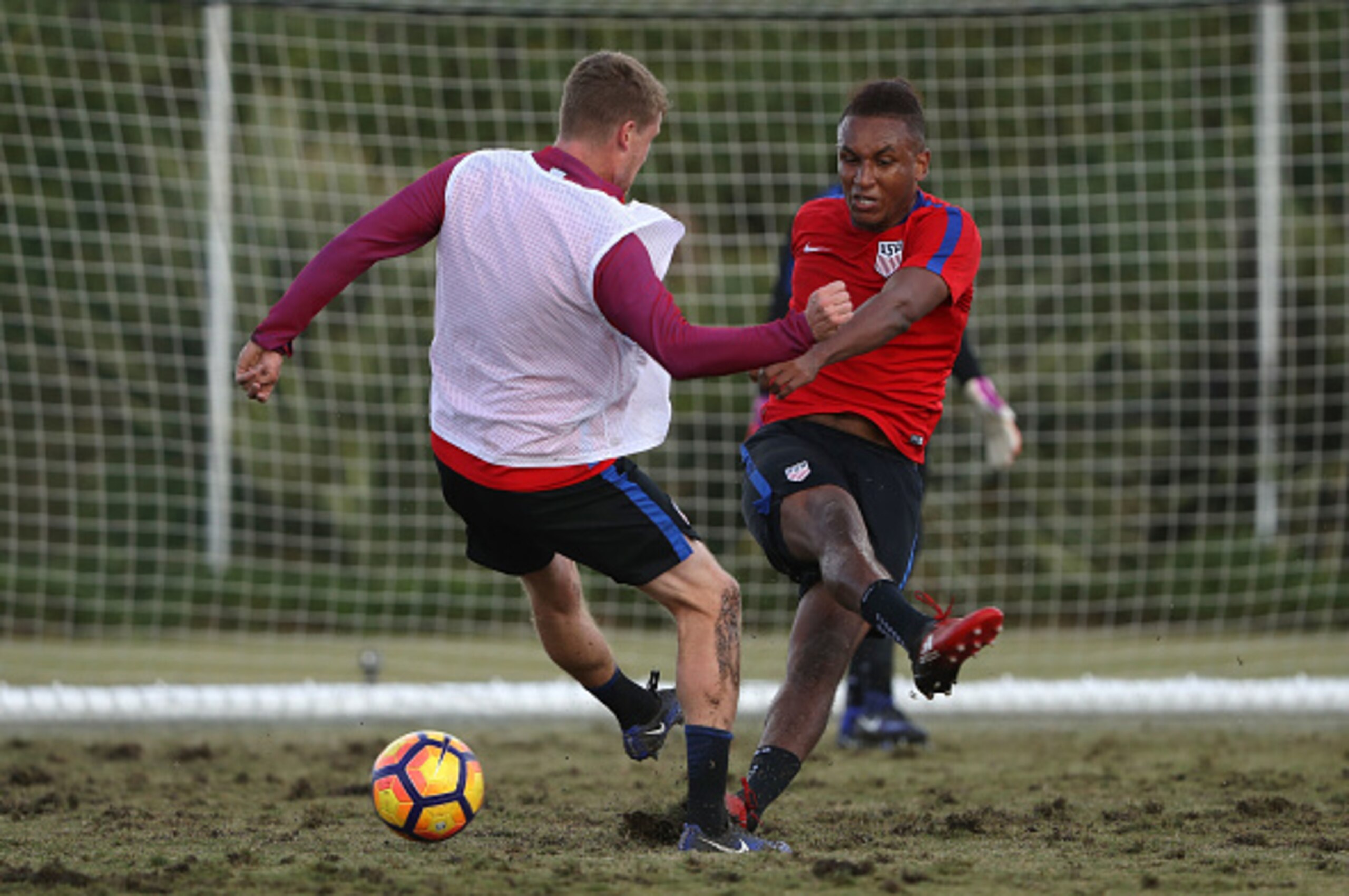 CARSON, CA - JANUARY 19:  Juan Agudelo tries for a shot on goal during the USMNT training session at StubHub Center on January 19, 2017 in Carson, California.  (Photo by Victor Decolongon/Getty Images)