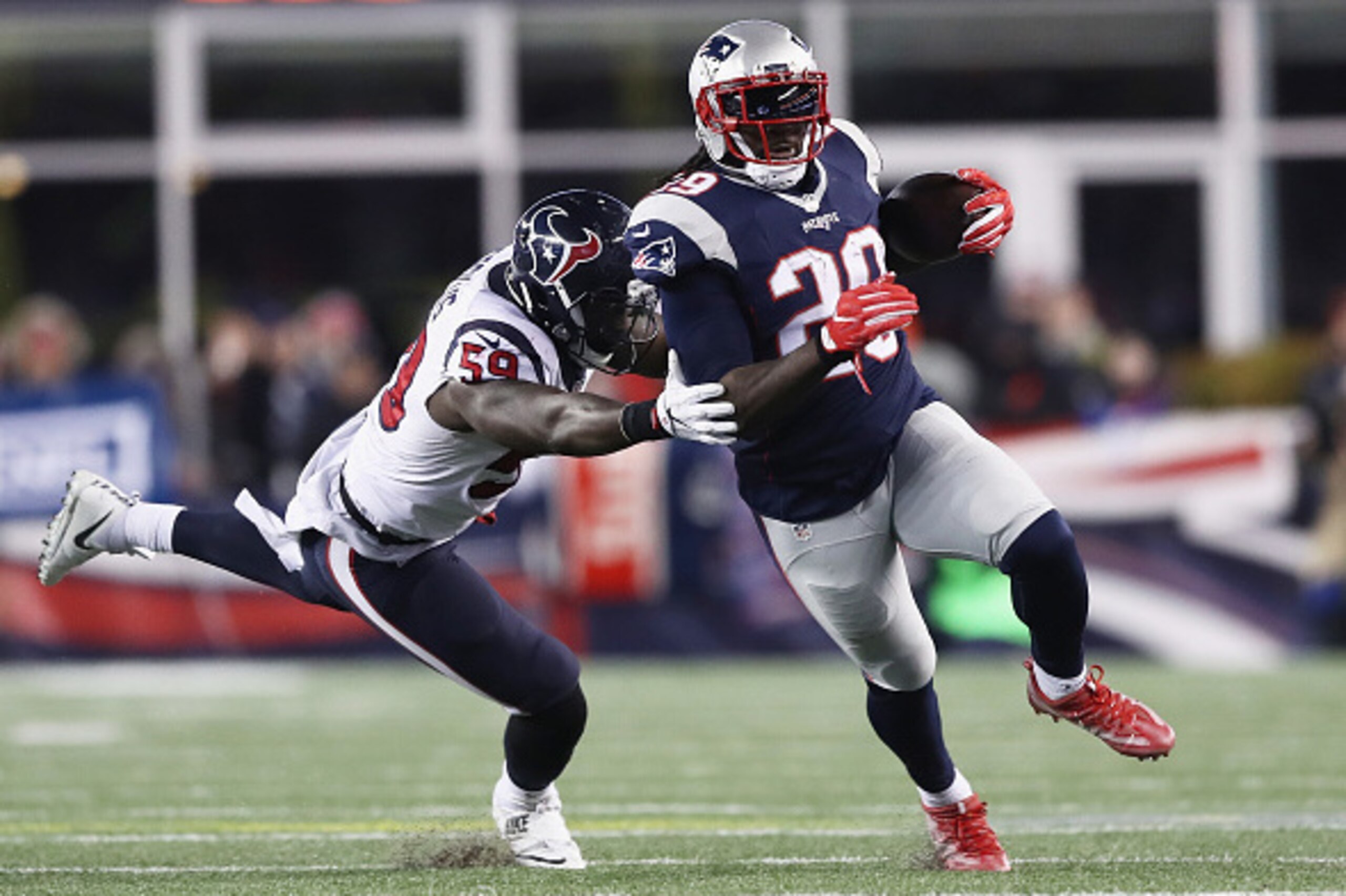 FOXBORO, MA - JANUARY 14: LeGarrette Blount #29 of the New England Patriots runs the ball in the second half against the Houston Texans during the AFC Divisional Playoff Game at Gillette Stadium on January 14, 2017 in Foxboro, Massachusetts.  (Photo by El