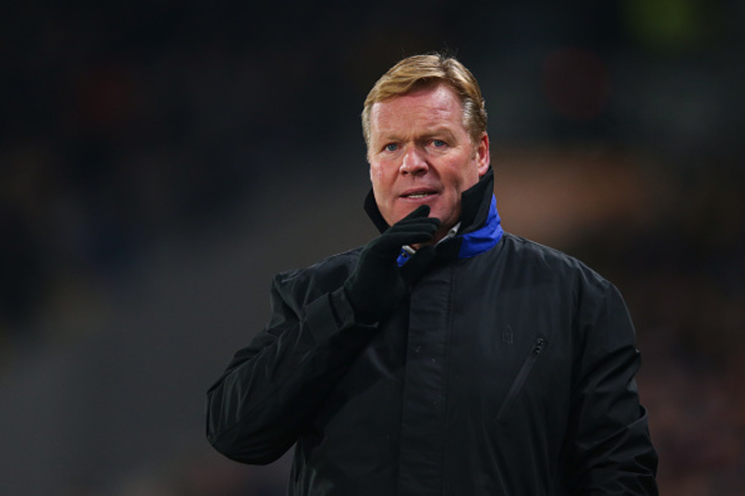 HULL, ENGLAND - DECEMBER 30: Ronald Koeman manager / head coach of Everton during the Premier League match between Hull City and Everton at KC Stadium on December 30, 2016 in Hull, England. (Photo by Robbie Jay Barratt - AMA/Getty Images)