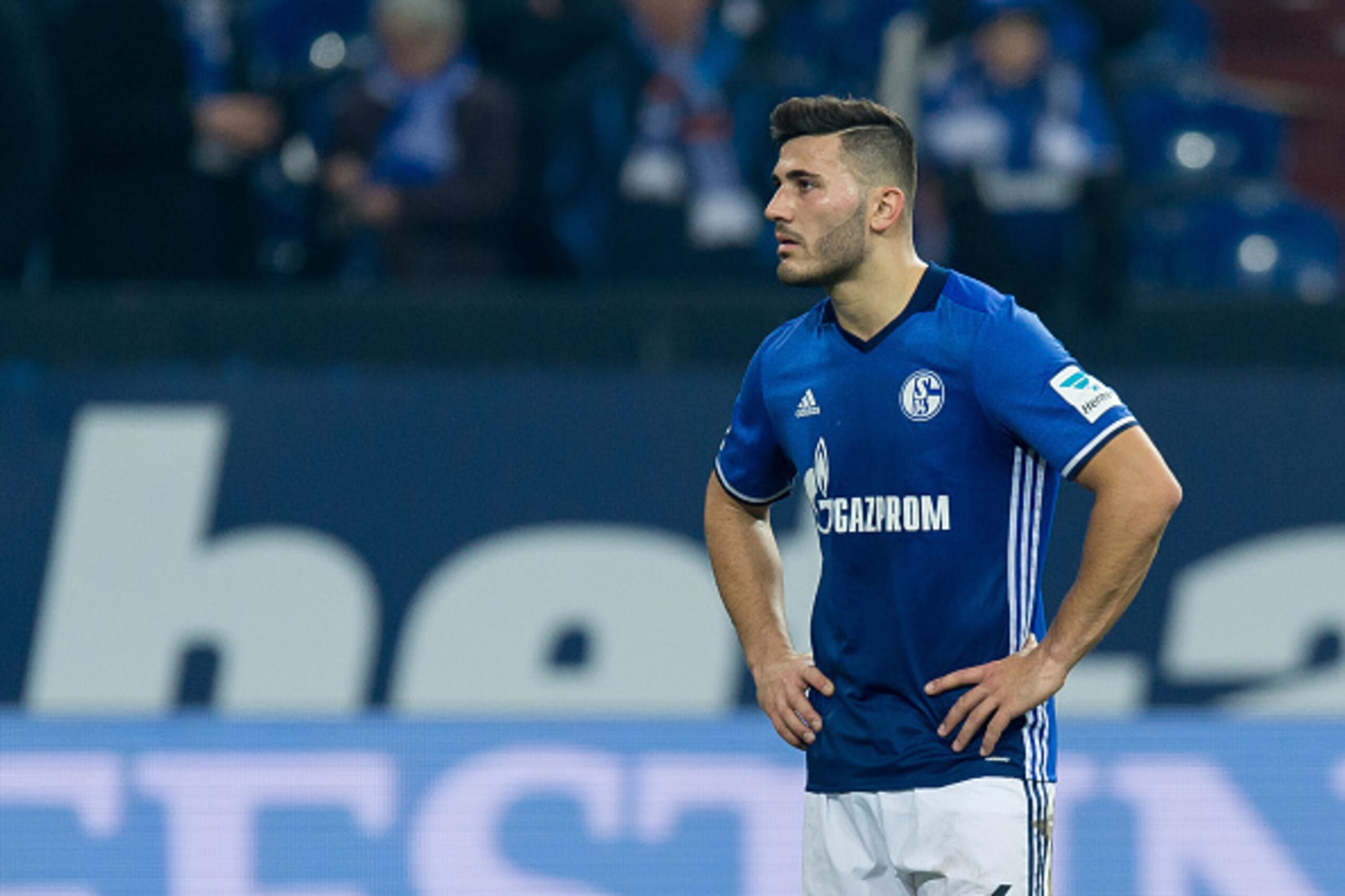 GELSENKIRCHEN, GERMANY - JANUARY 27: Sead Kolasinac of Schalke disappointed during the Bundesliga match between FC Schalke 04 and Eintracht Frankfurt at Veltins-Arena on January 27, 2017 in Gelsenkirchen, Germany. (Photo by TF-Images/Getty Images)