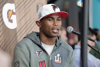 HOUSTON, TX - JANUARY 30:  Julio Jones #11 of the Atlanta Falcons speaks with the media during Super Bowl 51 Opening Night at Minute Maid Park on January 30, 2017 in Houston, Texas.  (Photo by Tim Warner/Getty Images)