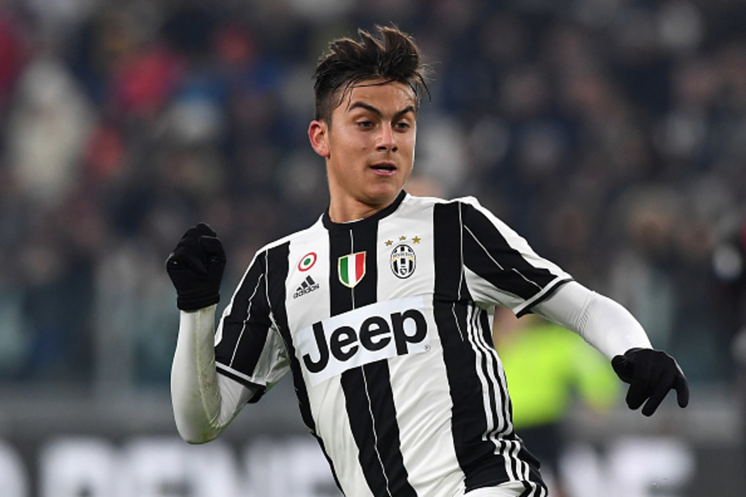 TURIN, ITALY - JANUARY 25: Paulo Dybala of Juventus FC looks on during the TIM Cup match between Juventus FC and AC Milan at Juventus Stadium on January 25, 2017 in Turin, Italy. (Photo by Valerio Pennicino/Getty Images) TURIN, ITALY - JANUARY 25: Paulo Dybala of Juventus FC looks on during the TIM Cup match between Juventus FC and AC Milan at Juventus Stadium on January 25, 2017 in Turin, Italy. (Photo by Valerio Pennicino/Getty Images)