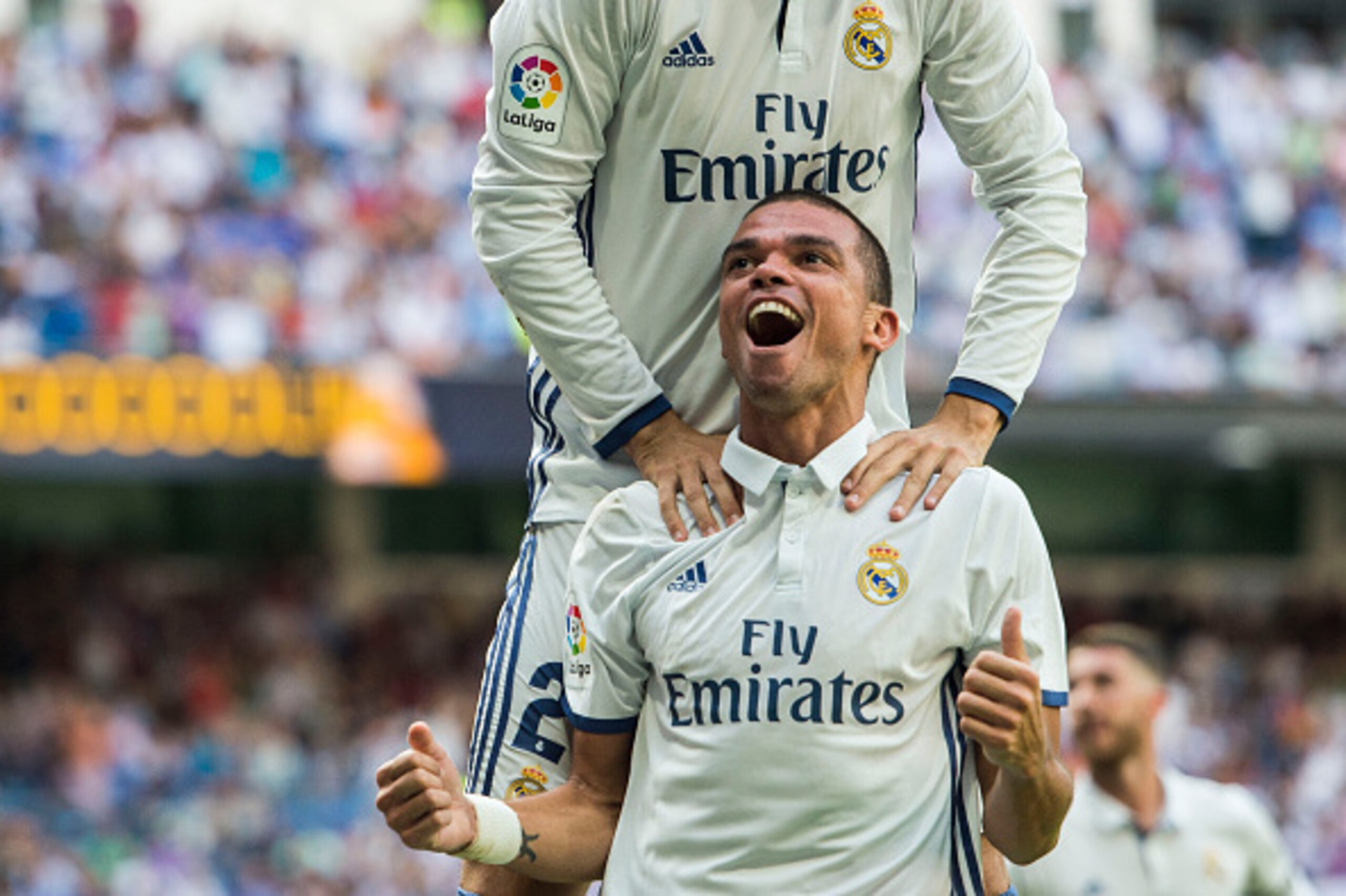 MADRID - SEPTEMBER 10: Pepe of Real Madrid celebrates after scoring during the La Liga match between Real Madrid and Osasuna at the Santiago Bernabeu Stadium on 10 September 2016 in Madrid, Spain. (Photo by Power Sport Images/Getty Images) MADRID - SEPTEMBER 10: Pepe of Real Madrid celebrates after scoring during the La Liga match between Real Madrid and Osasuna at the Santiago Bernabeu Stadium on 10 September 2016 in Madrid, Spain. (Photo by Power Sport Images/Getty Images)