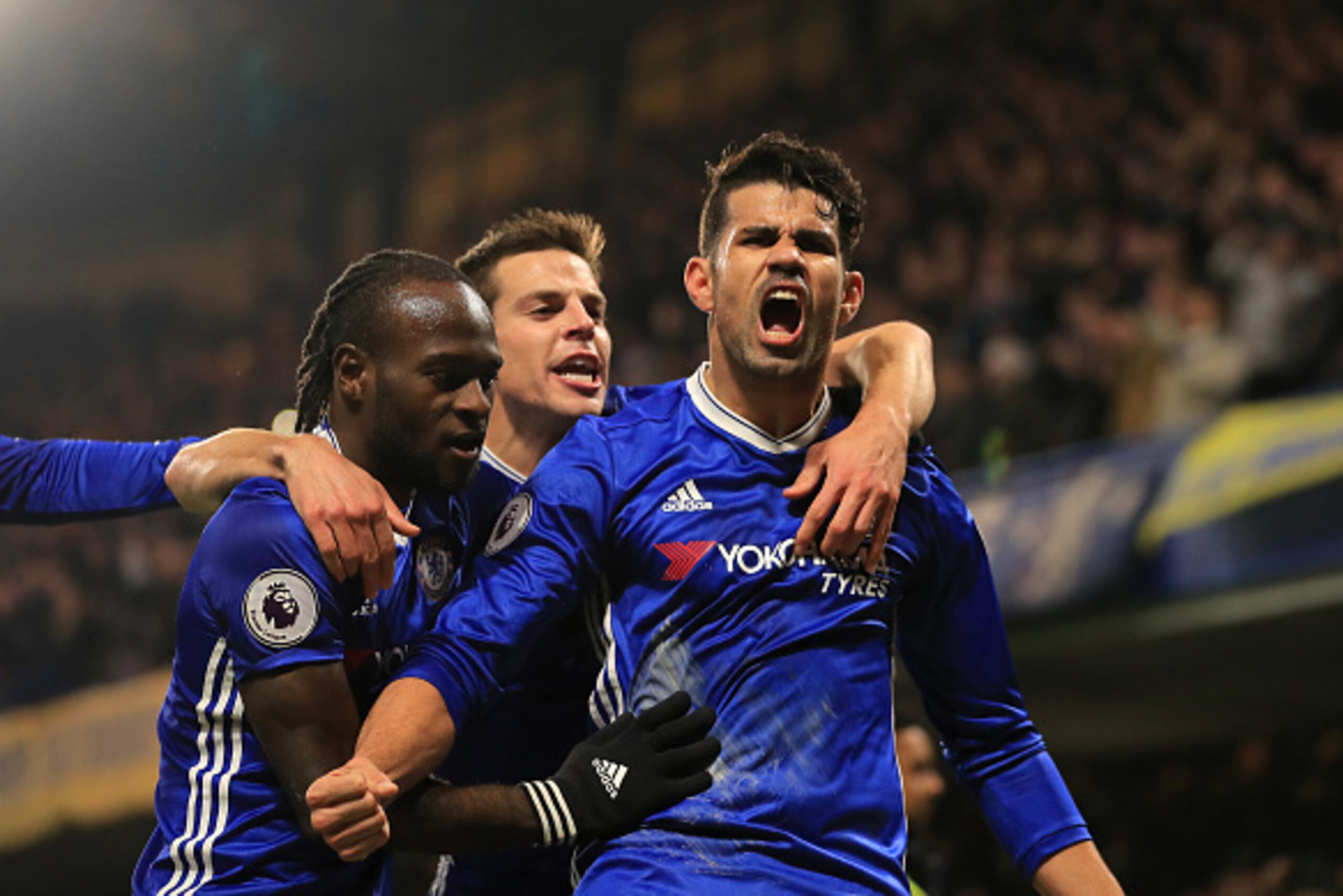 LONDON, ENGLAND - JANUARY 22: Diego Costa (R) of Chelsea celebrates scoring the opening goal with his team mates during the Premier League match between Chelsea and Hull City at Stamford Bridge on January 22, 2017 in London, England. (Photo by Richard H LONDON, ENGLAND - JANUARY 22: Diego Costa (R) of Chelsea celebrates scoring the opening goal with his team mates during the Premier League match between Chelsea and Hull City at Stamford Bridge on January 22, 2017 in London, England. (Photo by Richard H