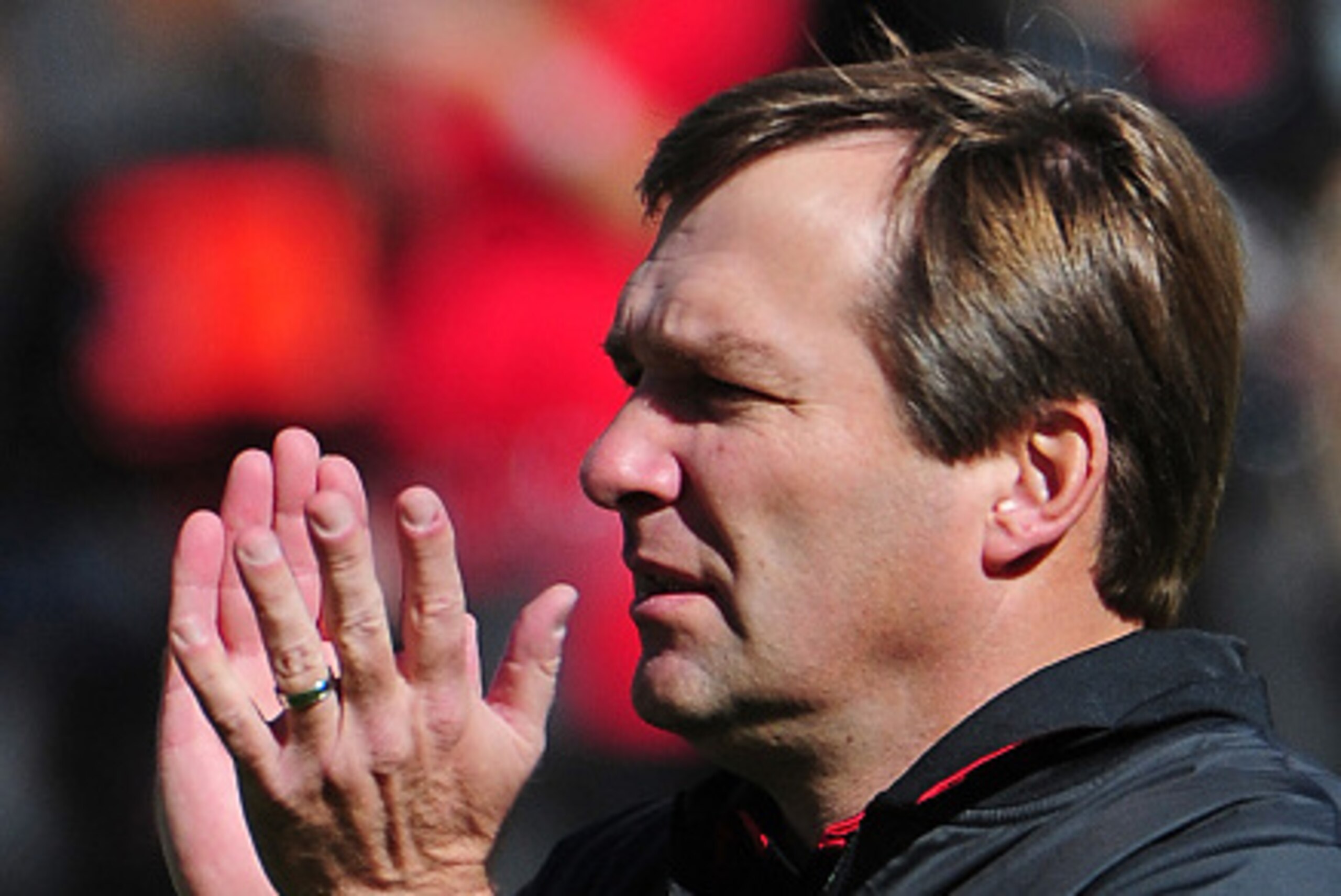 ATHENS, GA - NOVEMBER 19: Head Coach Kirby Smart of the Georgia Bulldogs watches over warmups before the game against the Lousiana-Lafayette Rajin' Cajuns at Sanford Stadium on November 19, 2016 in Athens, Georgia. (Photo by Scott Cunningham/Getty Images)
