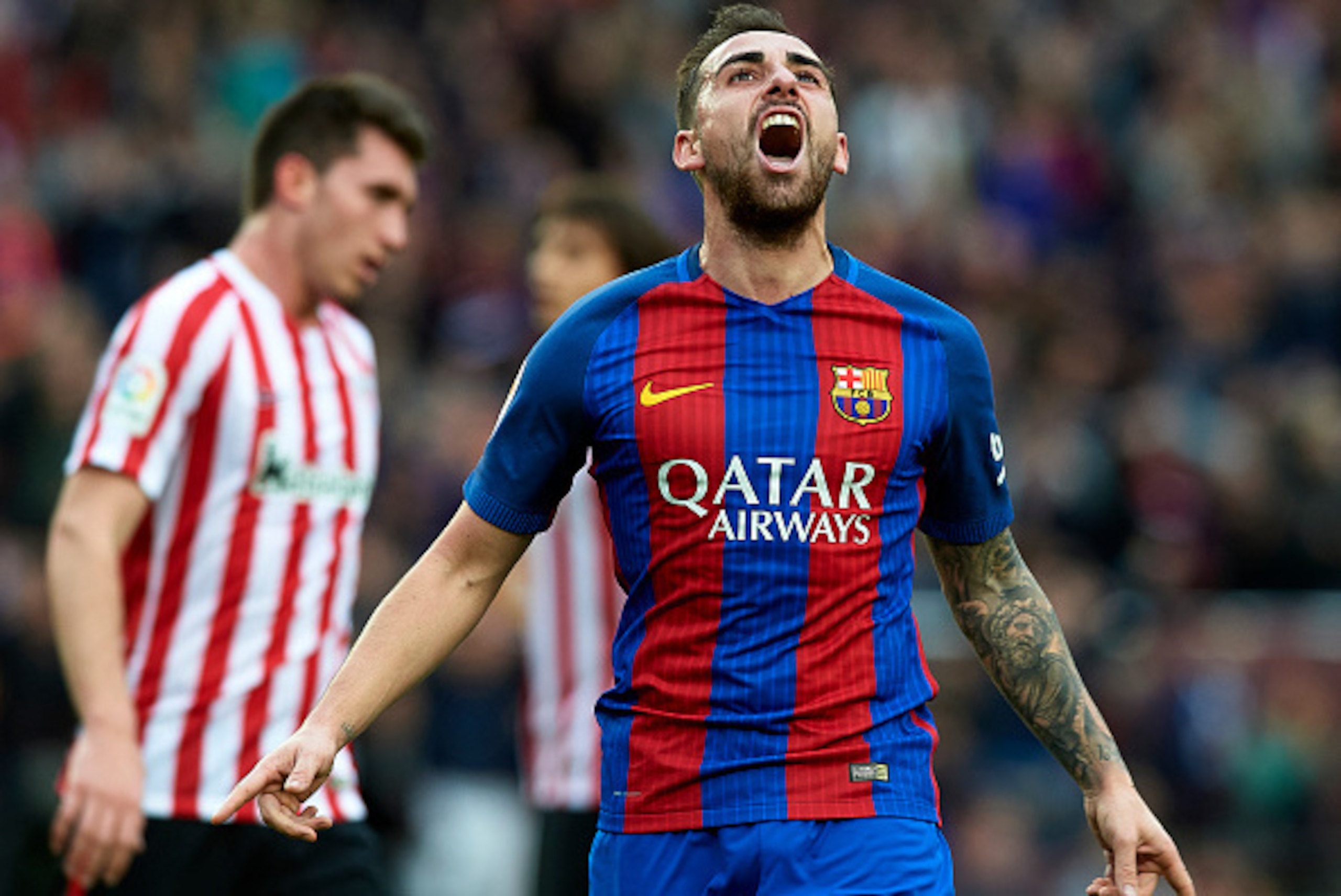 BARCELONA, SPAIN - FEBRUARY 04:  Paco Alcacer of Barcelona celebrates scoring his team's first goal during the La Liga match between FC Barcelona and Athletic Club at Camp Nou Stadium on February 4, 2017 in Barcelona, Spain.  (Photo by Manuel Queimadelos