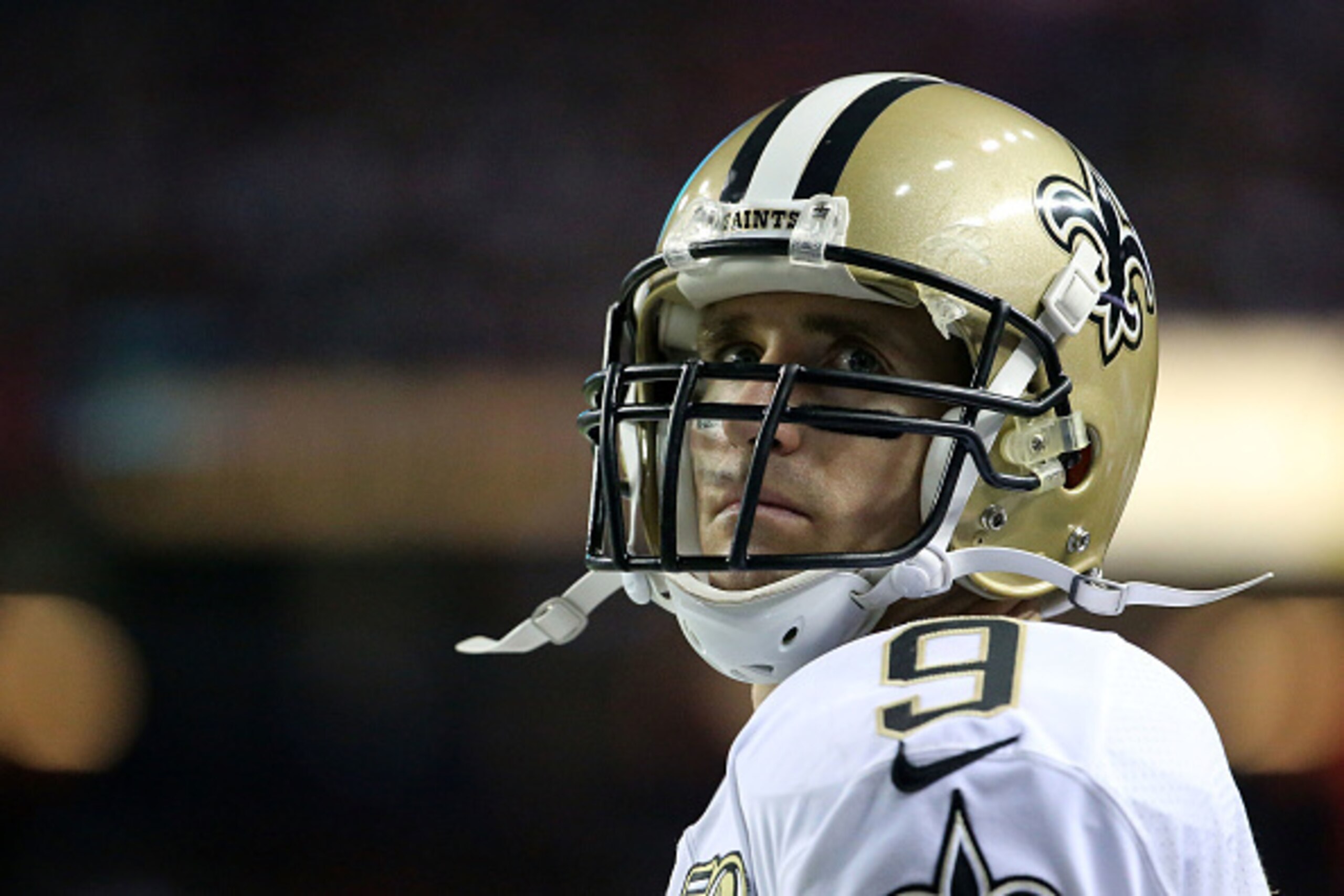 ATLANTA, GA - JANUARY 01: Drew Brees #9 of the New Orleans Saints looks on during the second half against the Atlanta Falcons at the Georgia Dome on January 1, 2017 in Atlanta, Georgia. (Photo by Maddie Meyer/Getty Images)