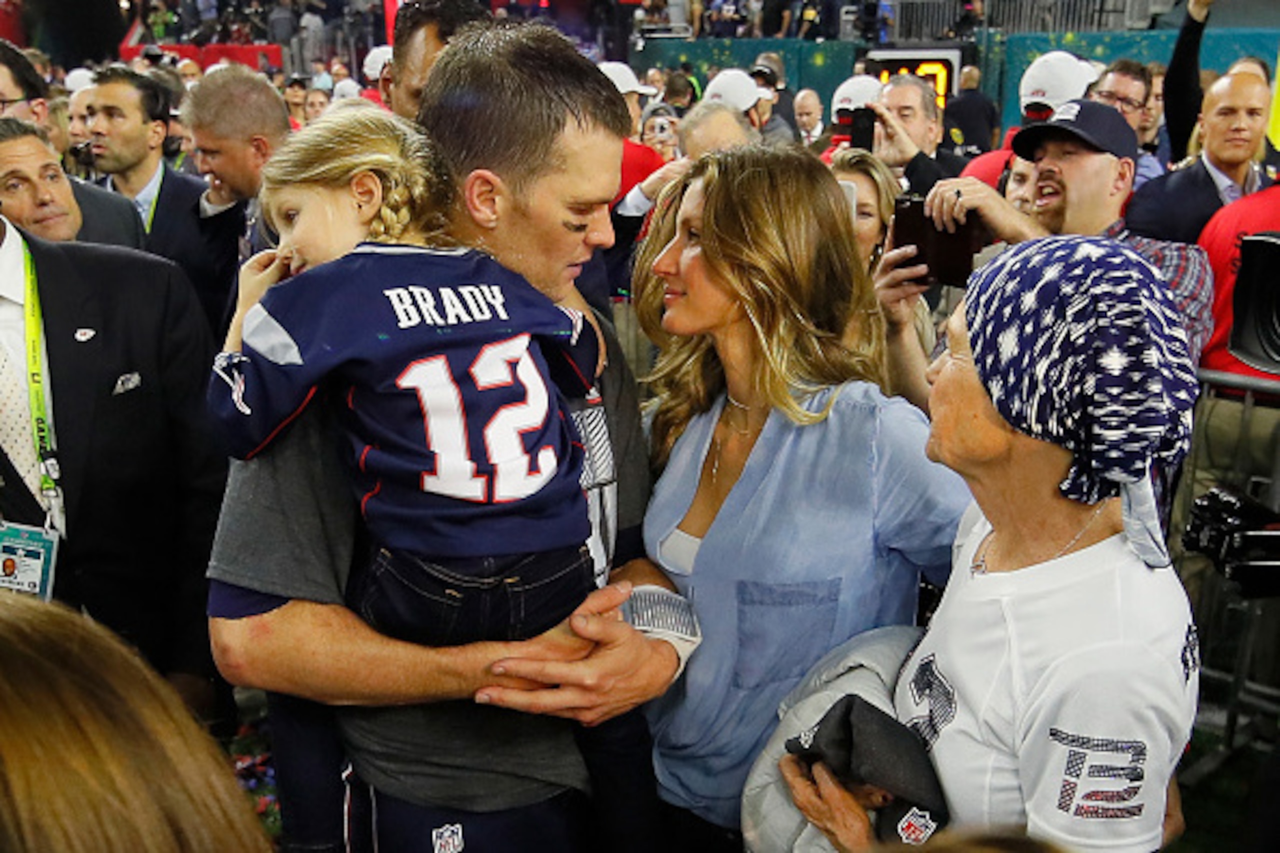HOUSTON, TX - FEBRUARY 05:  Tom Brady #12 of the New England Patriots celebrates with wife Gisele Bundchen and daughter Vivian Brady after defeating the Atlanta Falcons during Super Bowl 51 at NRG Stadium on February 5, 2017 in Houston, Texas. The Patriot