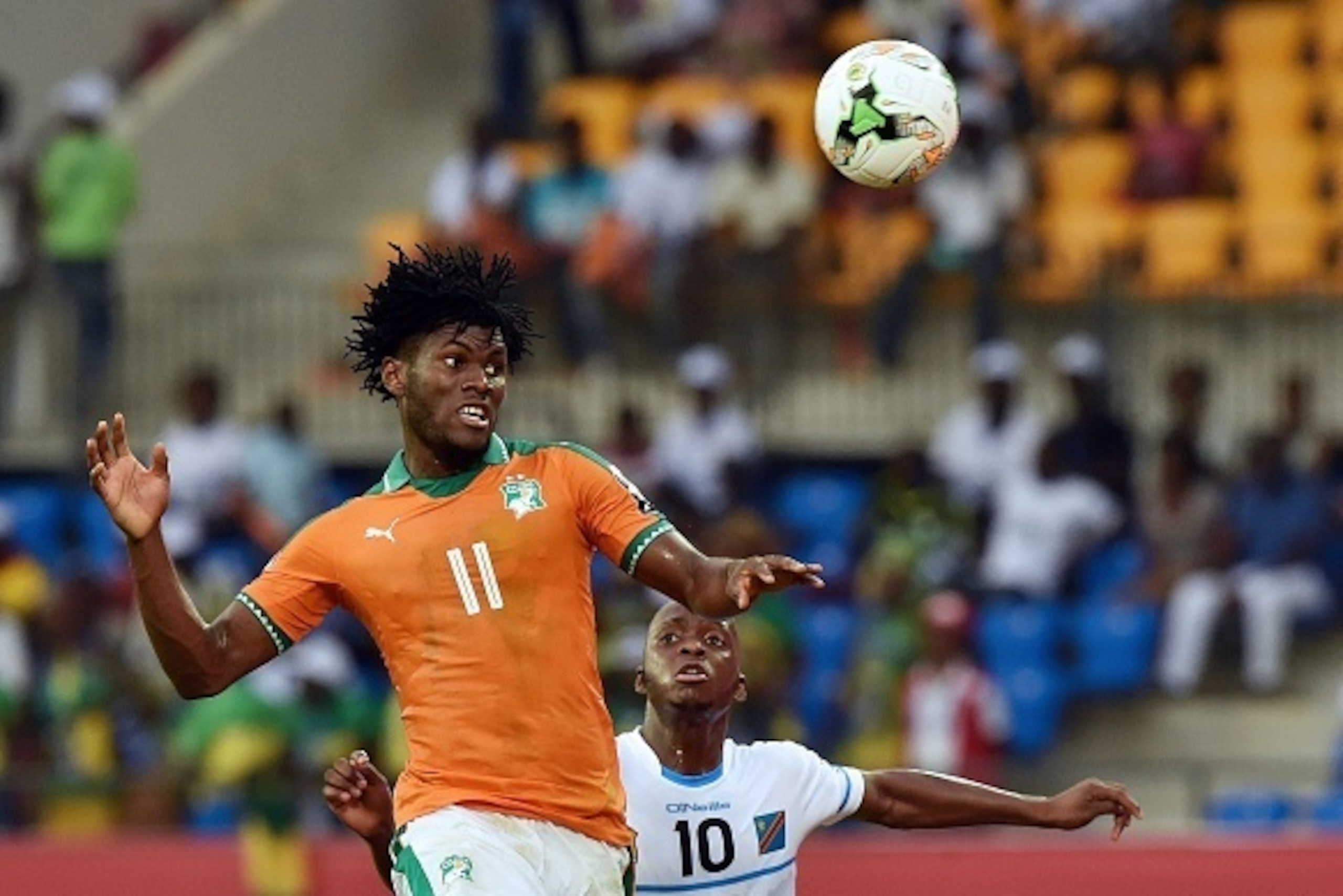 Democratic Republic of the Congo's midfielder Neeskens Kebano (back) challenges Ivory Coast's midfielder Franck Kessie during the 2017 Africa Cup of Nations group C football match between Ivory Coast and DR Congo in Oyem on January 20, 2017. / AFP / ISSOU Democratic Republic of the Congo's midfielder Neeskens Kebano (back) challenges Ivory Coast's midfielder Franck Kessie during the 2017 Africa Cup of Nations group C football match between Ivory Coast and DR Congo in Oyem on January 20, 2017. / AFP / ISSOU