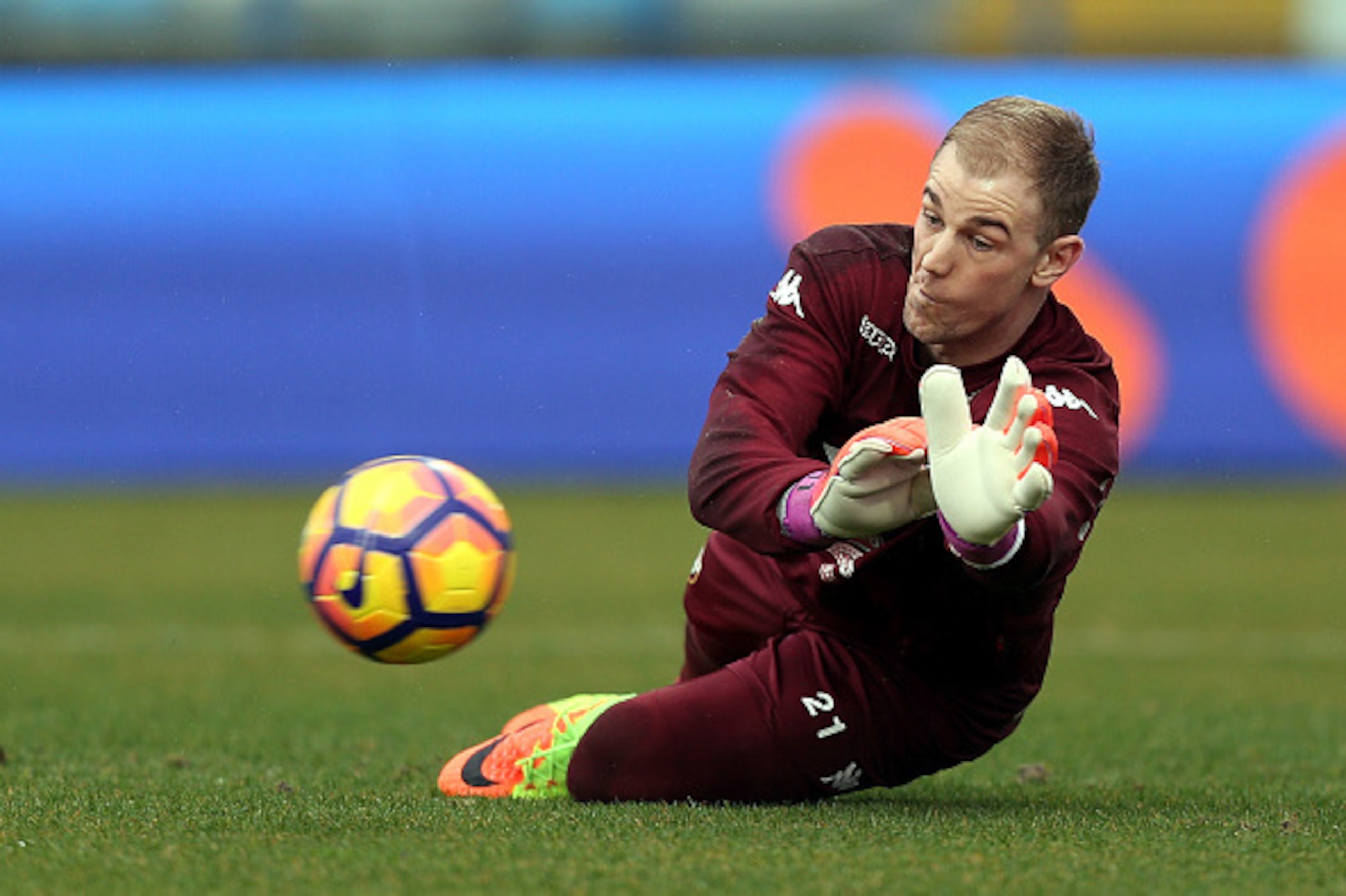 EMPOLI, ITALY - FEBRUARY 05: Joe Hart of FC Torino in action during heating prior to the Serie A match between Empoli FC and FC Torino at Stadio Carlo Castellani on February 5, 2017 in Empoli, Italy. (Photo by Gabriele Maltinti/Getty Images) EMPOLI, ITALY - FEBRUARY 05: Joe Hart of FC Torino in action during heating prior to the Serie A match between Empoli FC and FC Torino at Stadio Carlo Castellani on February 5, 2017 in Empoli, Italy. (Photo by Gabriele Maltinti/Getty Images)