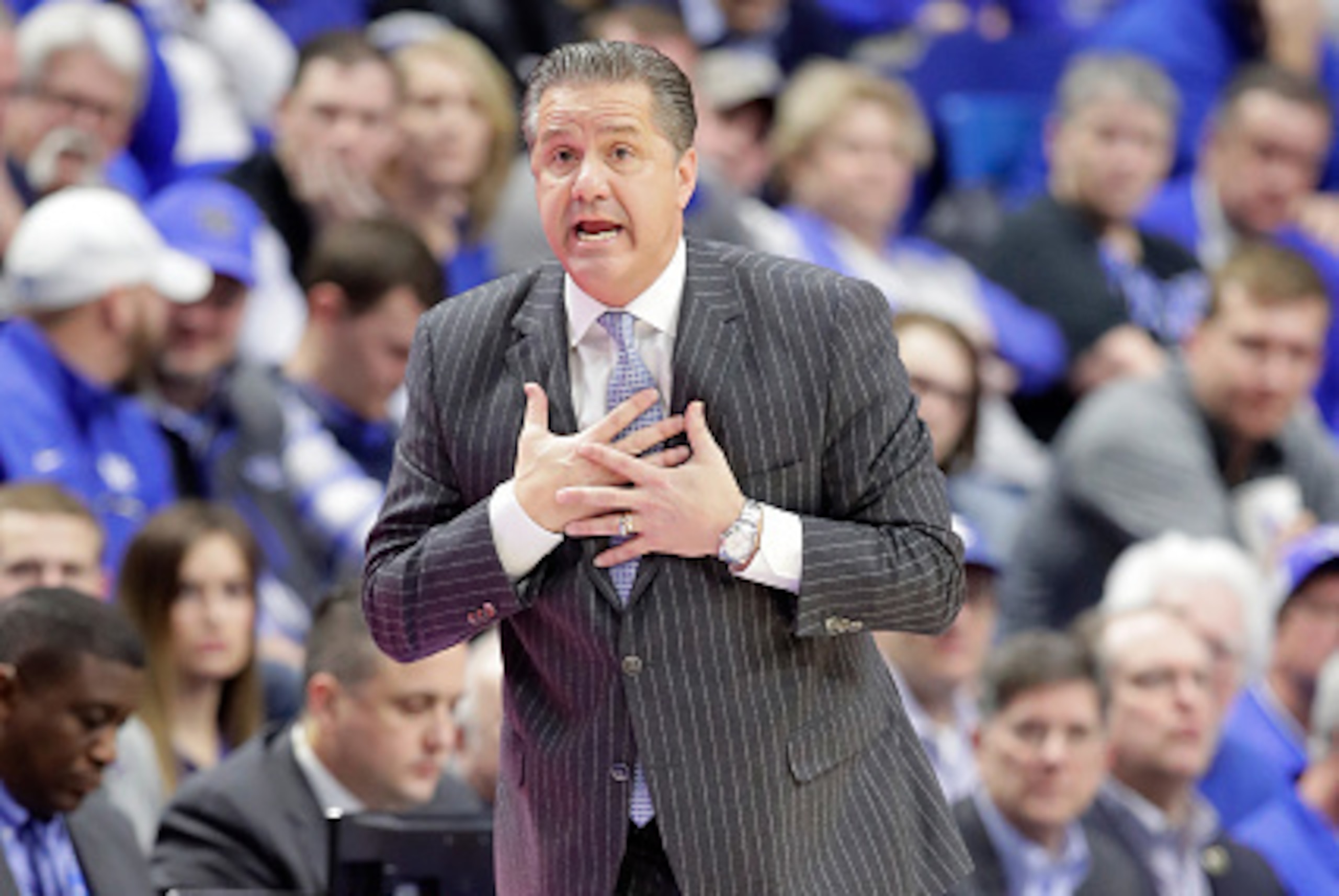 LEXINGTON, KY - JANUARY 31: John Calipari the head coach of the Kentucky Wildcats gives instructions to his team during the game against the Georgia Bulldogs at Rupp Arena on January 31, 2017 in Lexington, Kentucky.  (Photo by Andy Lyons/Getty Images)