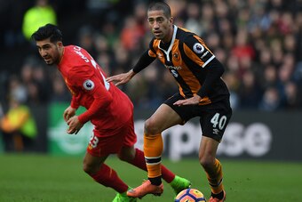 HULL, ENGLAND - FEBRUARY 04: Evandro of Hull City in action during the Premier League match between Hull City and Liverpool at KCOM Stadium on February 4, 2017 in Hull, England.  (Photo by Gareth Copley/Getty Images)