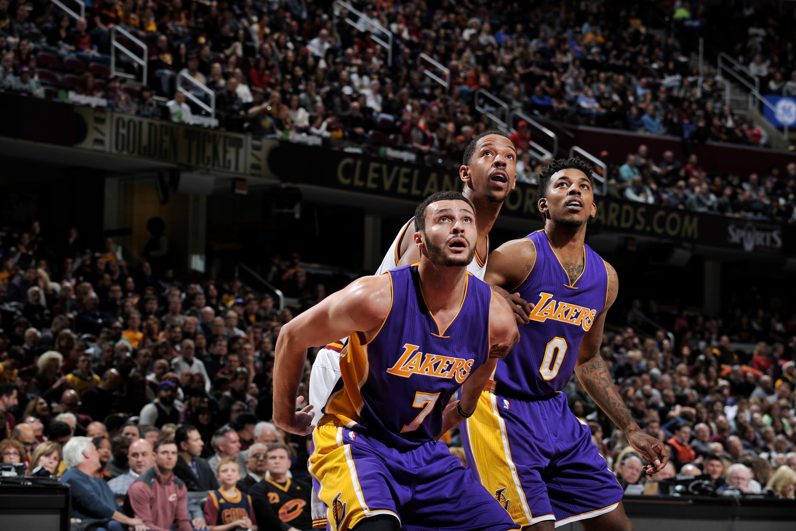 CLEVELAND, OH - DECEMBER 17: Larry Nance Jr. #7 of the Los Angeles Lakers boxes out against the Cleveland Cavaliers on December 17, 2016 at The Quicken Loans Arena in Cleveland, Ohio. NOTE TO USER: User expressly acknowledges and agrees that, by download CLEVELAND, OH - DECEMBER 17: Larry Nance Jr. #7 of the Los Angeles Lakers boxes out against the Cleveland Cavaliers on December 17, 2016 at The Quicken Loans Arena in Cleveland, Ohio. NOTE TO USER: User expressly acknowledges and agrees that, by download