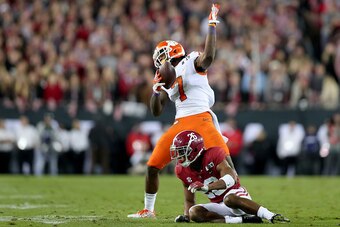 TAMPA, FL - JANUARY 09:  Wide receiver Mike Williams #7 of the Clemson Tigers reacts after making a reception against defensive back Marlon Humphrey #26 of the Alabama Crimson Tide during the fourth quarter of the 2017 College Football Playoff National Ch