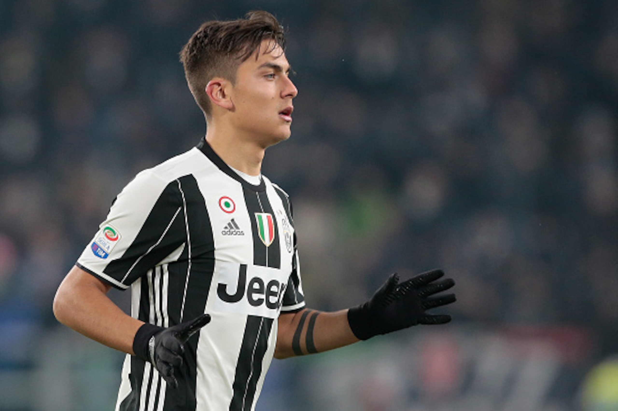 TURIN, ITALY - FEBRUARY 05: Paulo Dybala of Juventus FC gestures during the Serie A match between Juventus FC and FC Internazionale at Juventus Stadium on February 5, 2017 in Turin, Italy.  (Photo by Emilio Andreoli/Getty Images)
