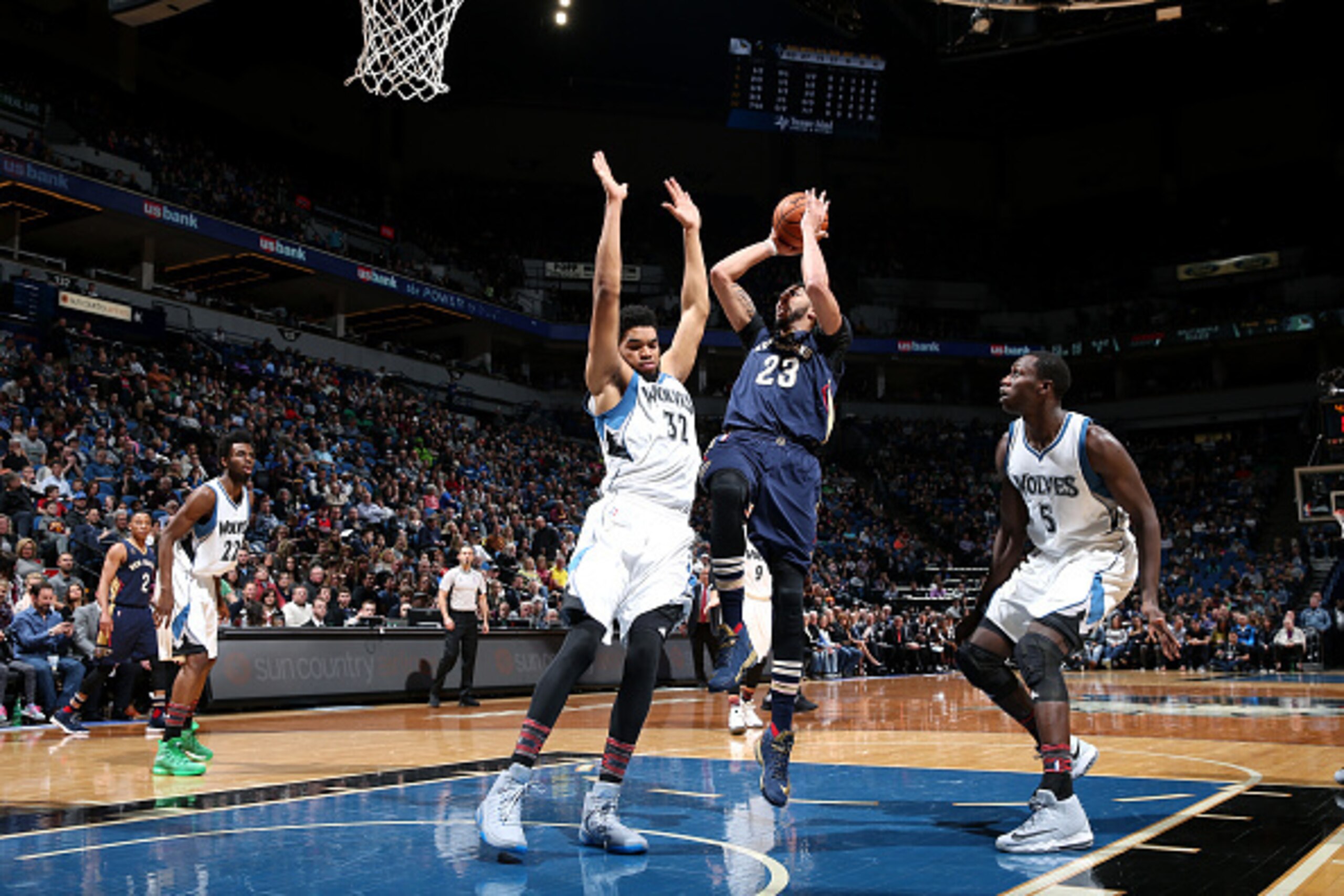 MINNEAPOLIS, MN -  FEBRUARY 10: Anthony Davis #23 of the New Orleans Pelicans shoots the ball during the game against Karl-Anthony Towns #32 of the Minnesota Timberwolves on February 10, 2017 at Target Center in Minneapolis, Minnesota. NOTE TO USER: User 
