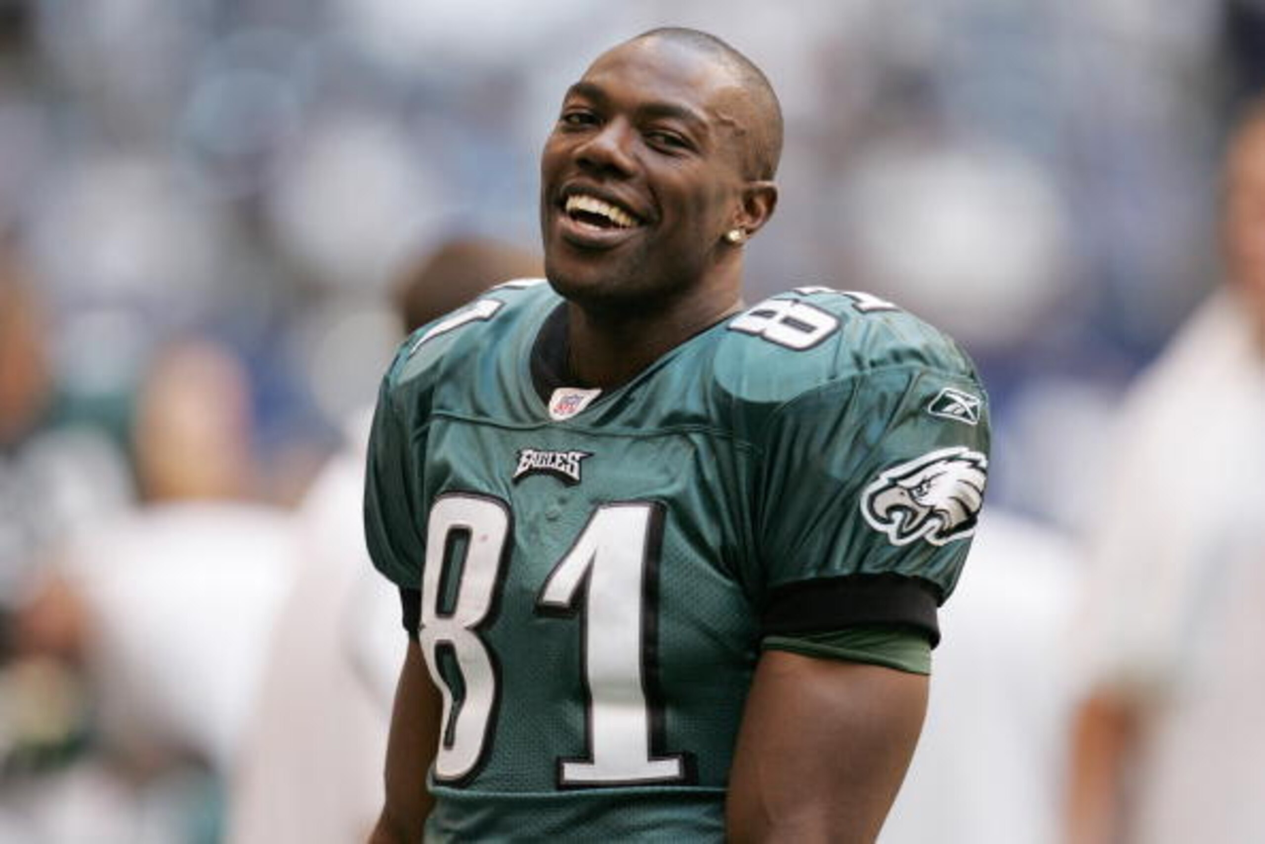 IRVING, TX - OCTOBER 9: Wide receiver Terrell Owens #81 of the Philadelphia Eagles looks on against the Dallas Cowboys on October 9, 2005 at Texas Stadium in Irving, Texas. The Cowboys defeated the Eagles 33-10. (Photo by Ronald Martinez/Getty Images) IRVING, TX - OCTOBER 9: Wide receiver Terrell Owens #81 of the Philadelphia Eagles looks on against the Dallas Cowboys on October 9, 2005 at Texas Stadium in Irving, Texas. The Cowboys defeated the Eagles 33-10. (Photo by Ronald Martinez/Getty Images)