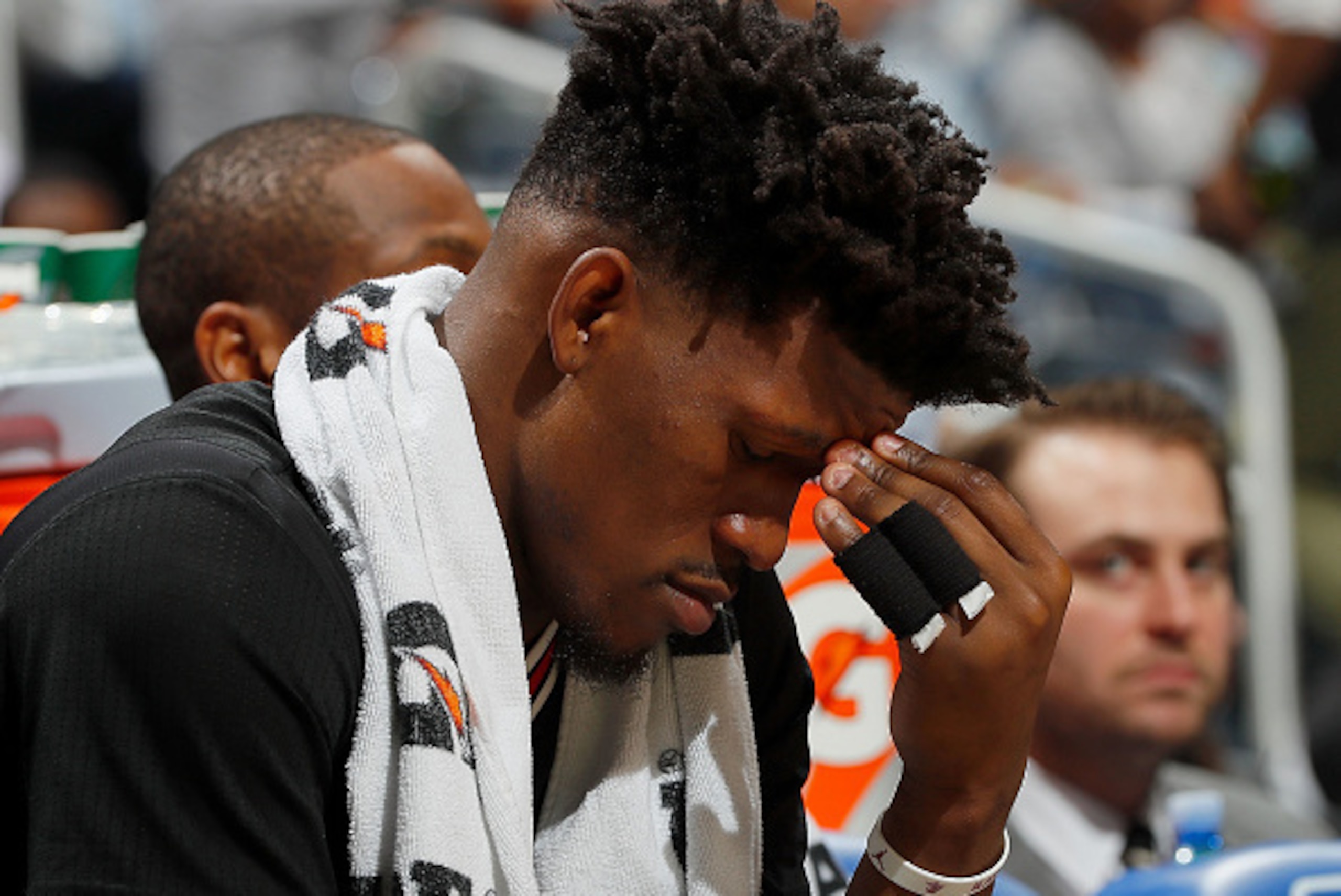 ATLANTA, GA - JANUARY 20: Jimmy Butler #21 of the Chicago Bulls reacts during the final minutes of their 102-93 loss to the Atlanta Hawks at Philips Arena on January 20, 2017 in Atlanta, Georgia. NOTE TO USER User expressly acknowledges and agrees that, ATLANTA, GA - JANUARY 20: Jimmy Butler #21 of the Chicago Bulls reacts during the final minutes of their 102-93 loss to the Atlanta Hawks at Philips Arena on January 20, 2017 in Atlanta, Georgia. NOTE TO USER User expressly acknowledges and agrees that,