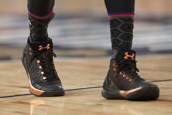 NEW ORLEANS, LA - FEBRUARY 19:  A detailed view of the shoes of Stephen Curry #30 of the Golden State Warriors during the 2017 NBA All-Star Game at Smoothie King Center on February 19, 2017 in New Orleans, Louisiana. NOTE TO USER: User expressly acknowled