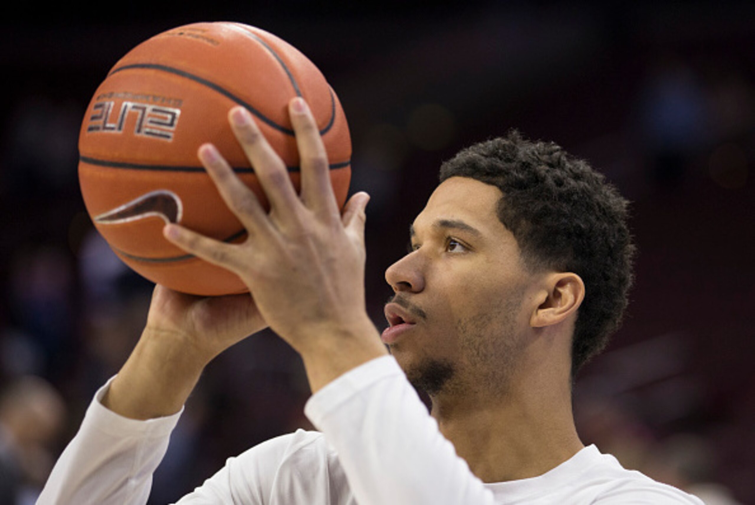 PHILADELPHIA, PA - JANUARY 29: Josh Hart #3 of the Villanova Wildcats warms up prior to the game against the Virginia Cavaliers at the Wells Fargo Center on January 29, 2017 in Philadelphia, Pennsylvania. (Photo by Mitchell Leff/Getty Images)