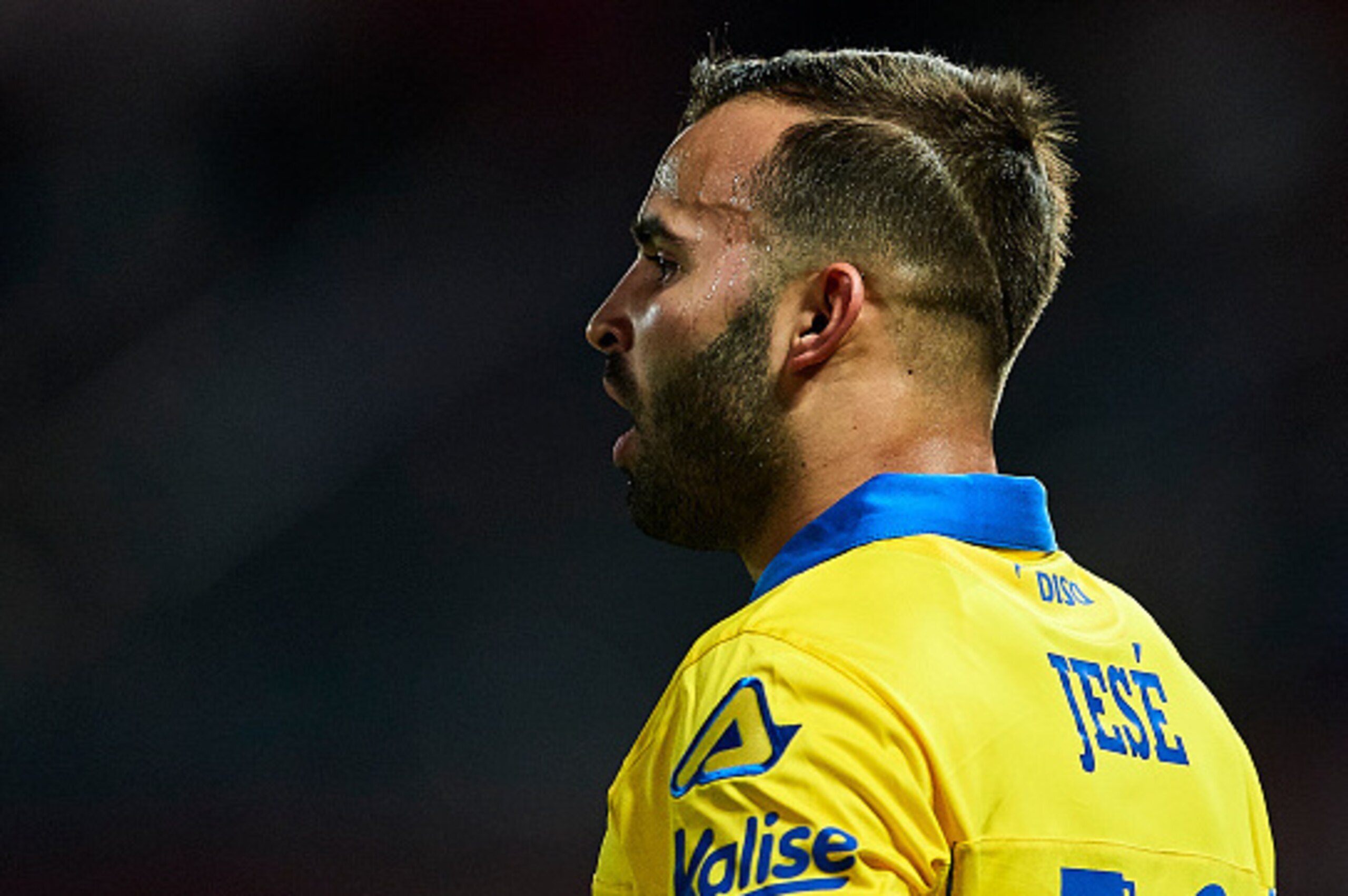GRANADA, SPAIN - FEBRUARY 06:  Jese Rodriguez of Union Deportiva Las Palmas looks on during the La Liga match between Granada CF vs UD Las Palmas at Estadio Nuevo Los Carmenes on February 06, 2017 in Granada, Spain.  (Photo by Aitor Alcalde Colomer/Getty 