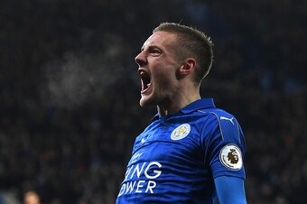 LEICESTER, ENGLAND - FEBRUARY 27:  Jamie Vardy of Leicester City celebrates after scoring his second and his sides third goal during the Premier League match between Leicester City and Liverpool at The King Power Stadium on February 27, 2017 in Leicester,