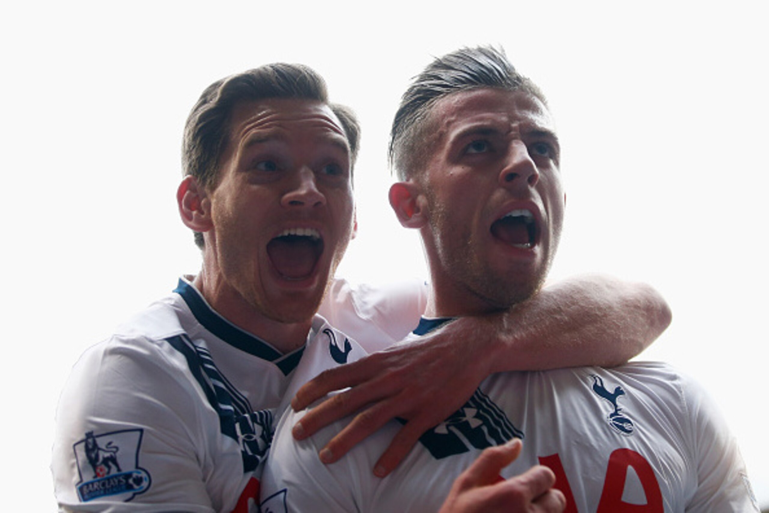 LONDON, UNITED KINGDOM - APRIL 10: Toby Alderweireld of Tottenham Hotspur (R) with Jan Vertonghen celebrates as he scores their second goal during the Barclays Premier League match between Tottenham Hotspur and Manchester United at White Hart Lane on Apr LONDON, UNITED KINGDOM - APRIL 10: Toby Alderweireld of Tottenham Hotspur (R) with Jan Vertonghen celebrates as he scores their second goal during the Barclays Premier League match between Tottenham Hotspur and Manchester United at White Hart Lane on Apr
