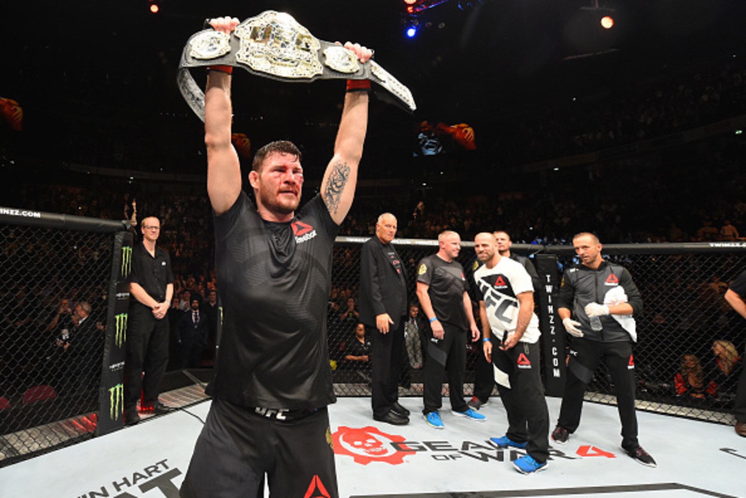 MANCHESTER, ENGLAND - OCTOBER 08:  Michael Bisping of England celebrates his victory over Dan Henderson in their UFC middleweight championship bout during the UFC 204 Fight Night at the Manchester Evening News Arena on October 8, 2016 in Manchester, Engla