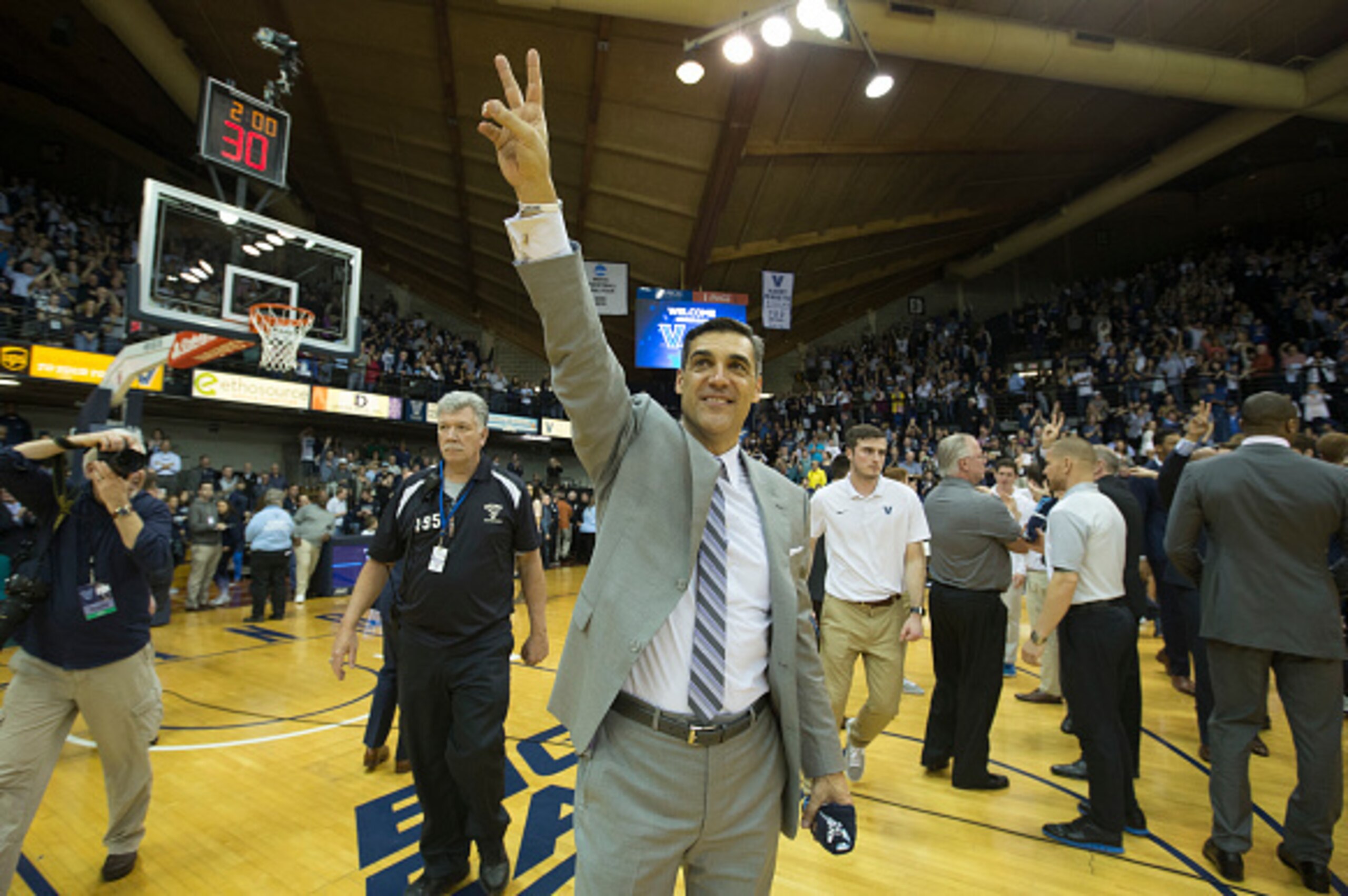 PHILADELPHIA, PA - FEBRUARY 25: Head coach Jay Wright of the Villanova Wildcats salutes the crowd after the game against the Creighton Bluejays at the Pavilion on February 25, 2017 in Villanova, Pennsylvania. The Wildcats defeated the Bluejays 79-63. (Pho