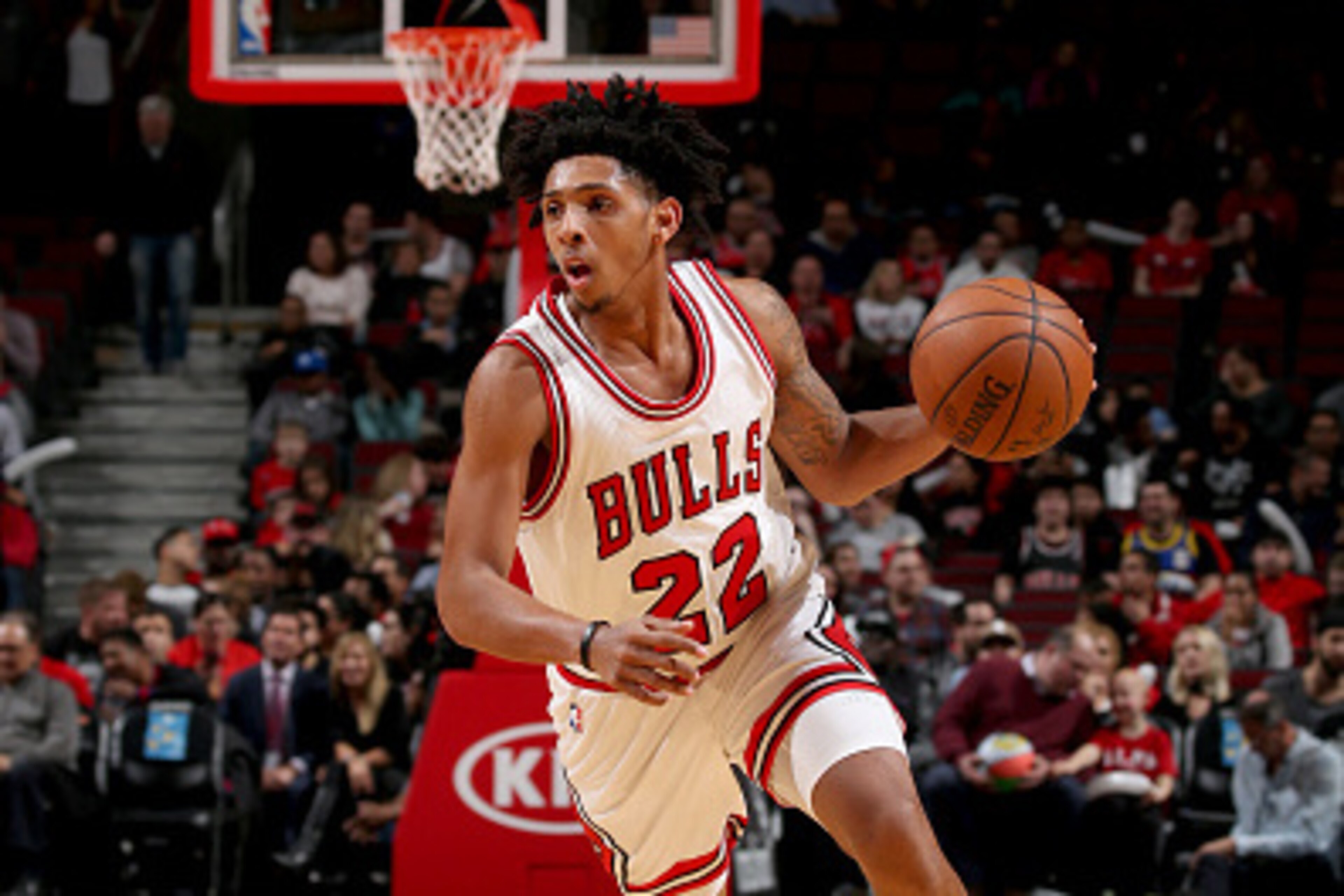 CHICAGO, IL - FEBRUARY 28:  Cameron Payne #22 of the Chicago Bulls handles the ball against the Denver Nuggets on February 28, 2017 at the United Center in Chicago, Illinois. NOTE TO USER: User expressly acknowledges and agrees that, by downloading and or