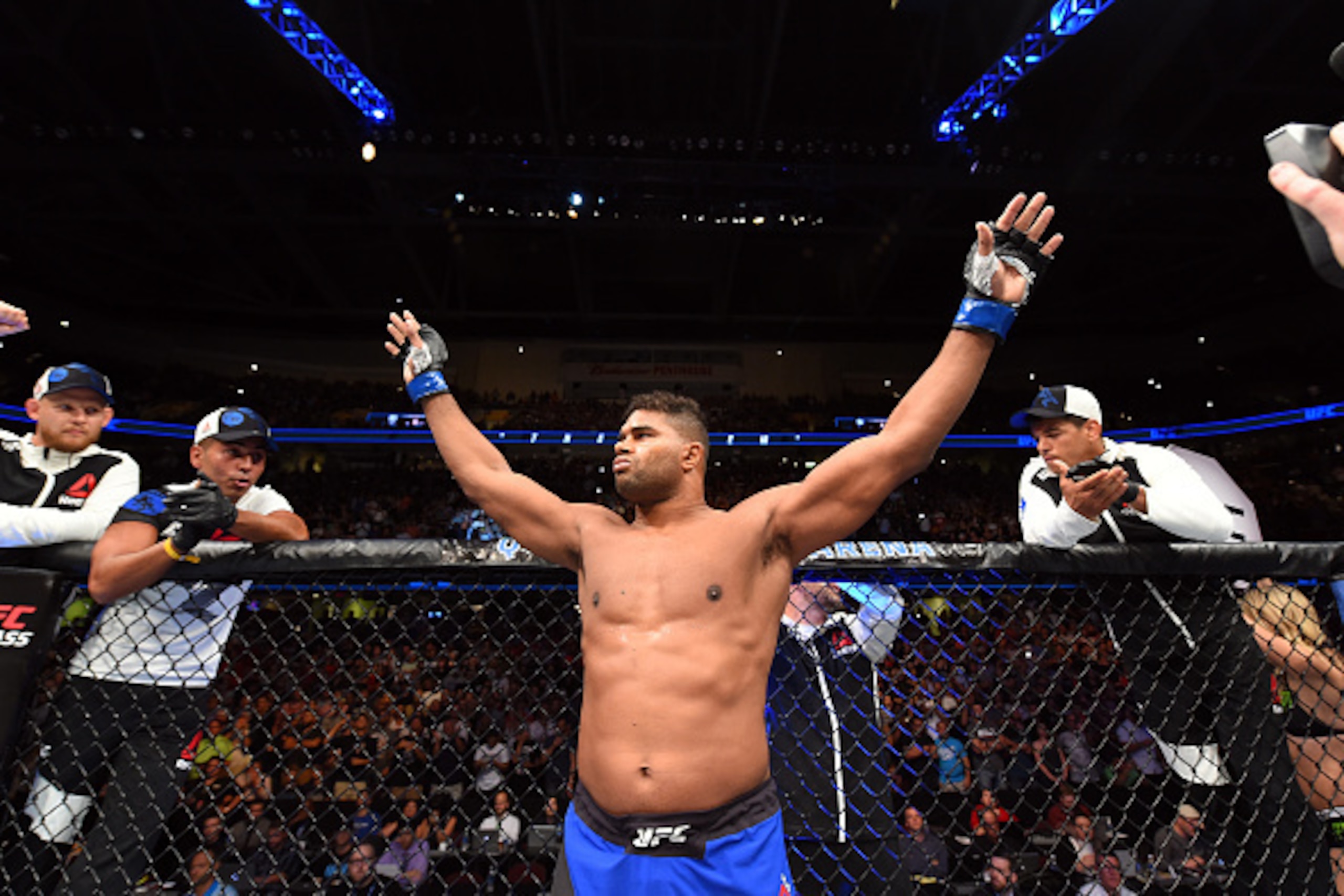 CLEVELAND, OH - SEPTEMBER 10: Alistair Overeem of The Netherlands stands in his corner prior to facing Stipe Miocic in their UFC heavyweight championship bout during the UFC 203 event at Quicken Loans Arena on September 10, 2016 in Cleveland, Ohio. (Phot CLEVELAND, OH - SEPTEMBER 10: Alistair Overeem of The Netherlands stands in his corner prior to facing Stipe Miocic in their UFC heavyweight championship bout during the UFC 203 event at Quicken Loans Arena on September 10, 2016 in Cleveland, Ohio. (Phot